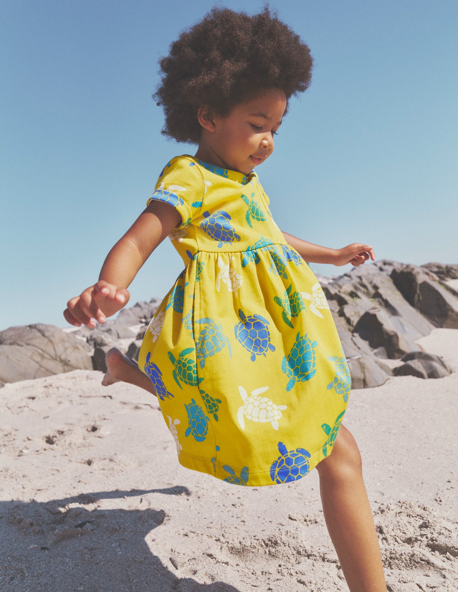 Short-sleeved Fun Jersey Dress-Zest Yellow Turtles-4