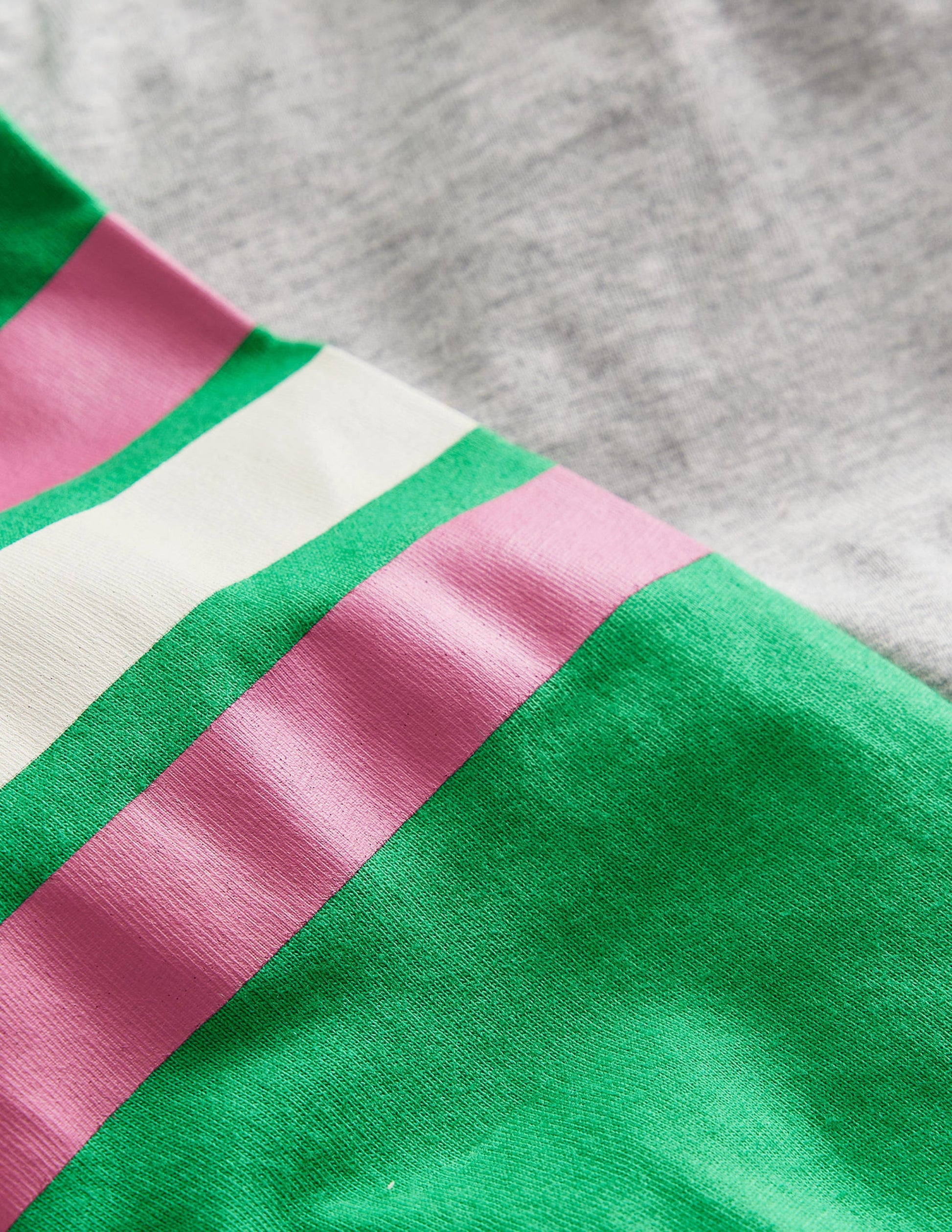 Colourblock Raglan T-shirt-Grey Marl/Sapling Green-3