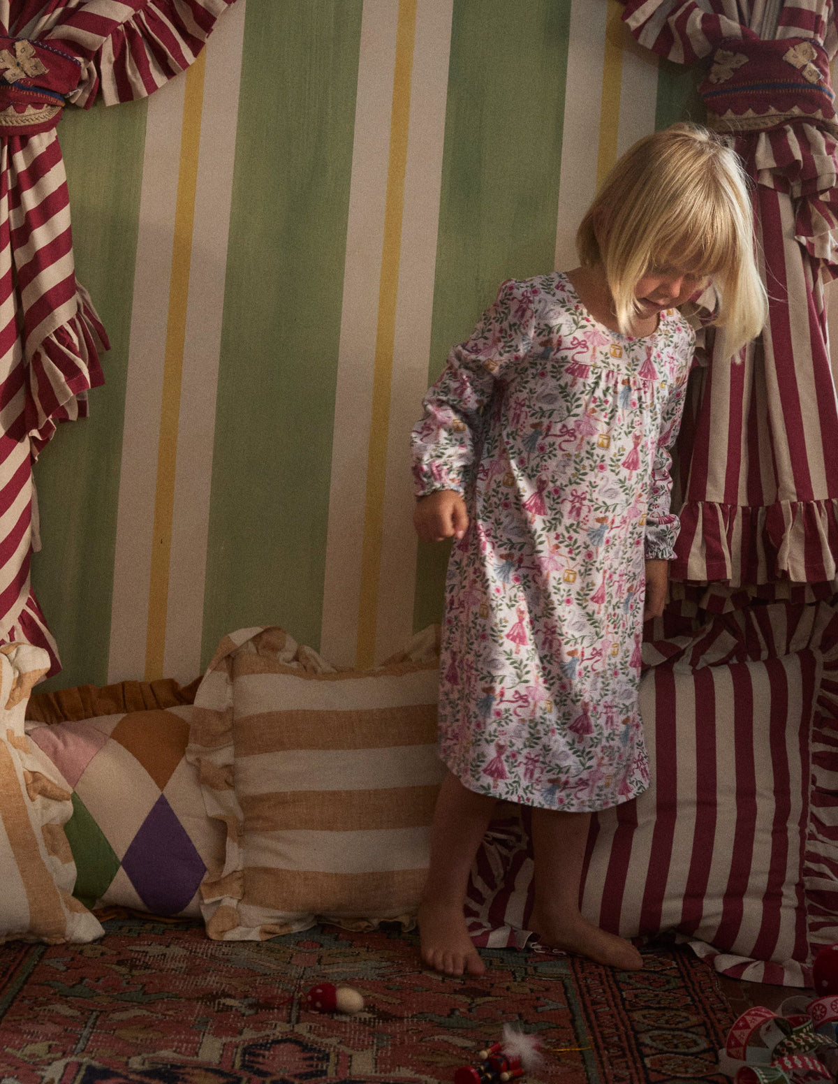 Printed Long-sleeved Nightie-Vanilla White Ballet Toile - Image 5