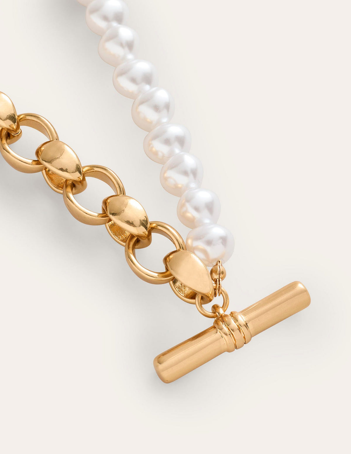 Faux Pearl T-bar Necklace-Gold - Image 4