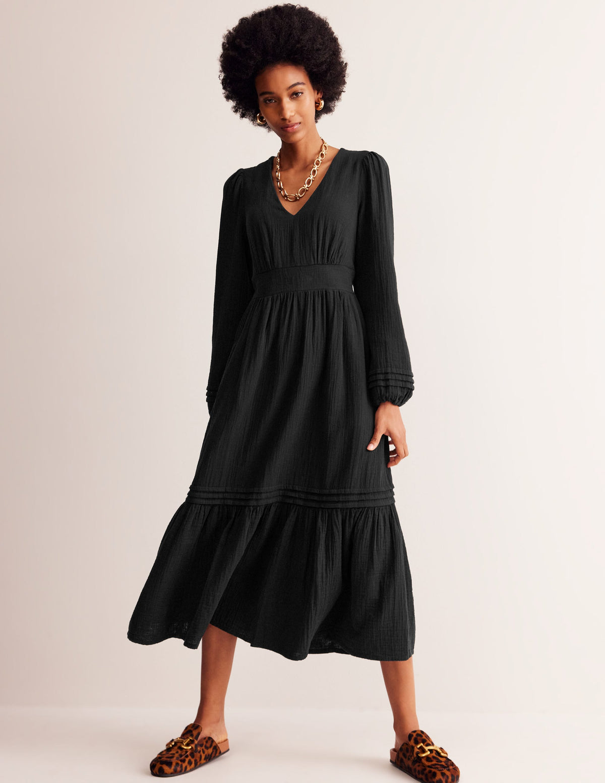 Eve Sleeved Double Cloth Dress-Black - Image 2