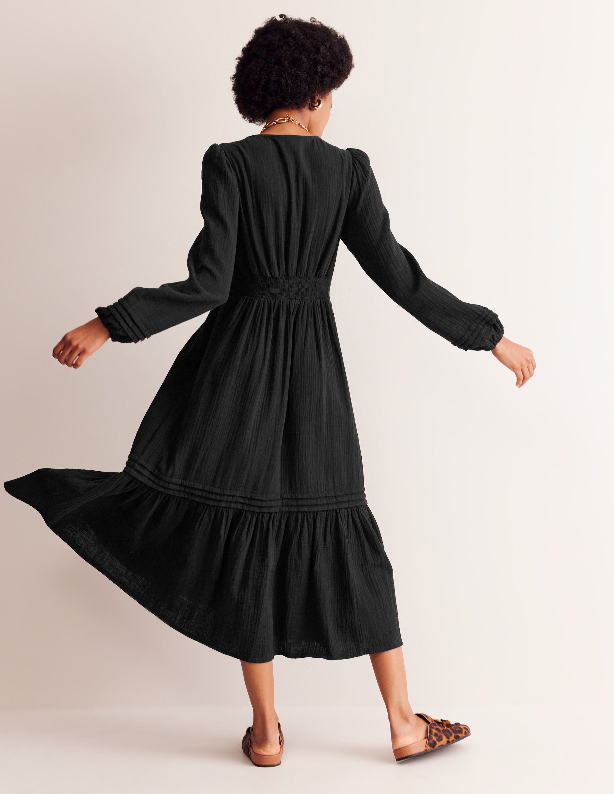Eve Sleeved Double Cloth Dress-Black - Image 4