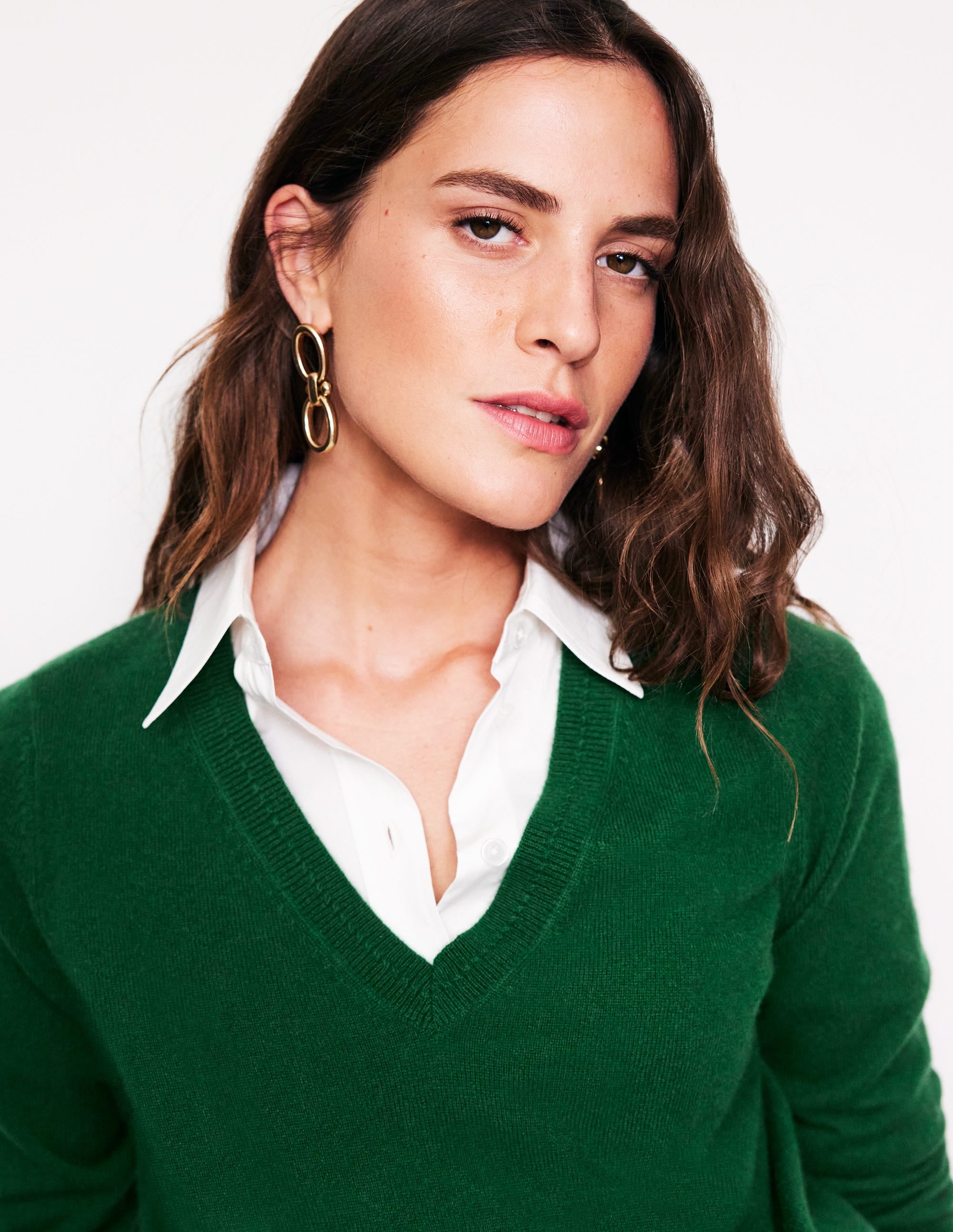 Eva Cashmere V-Neck Sweater-Pine Green - Image 2