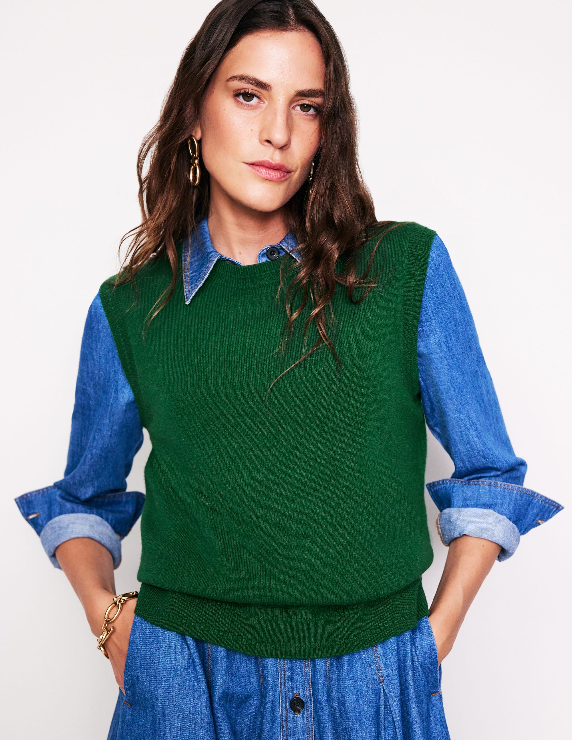 Eva Cashmere Vest-Pine Green - Image 1