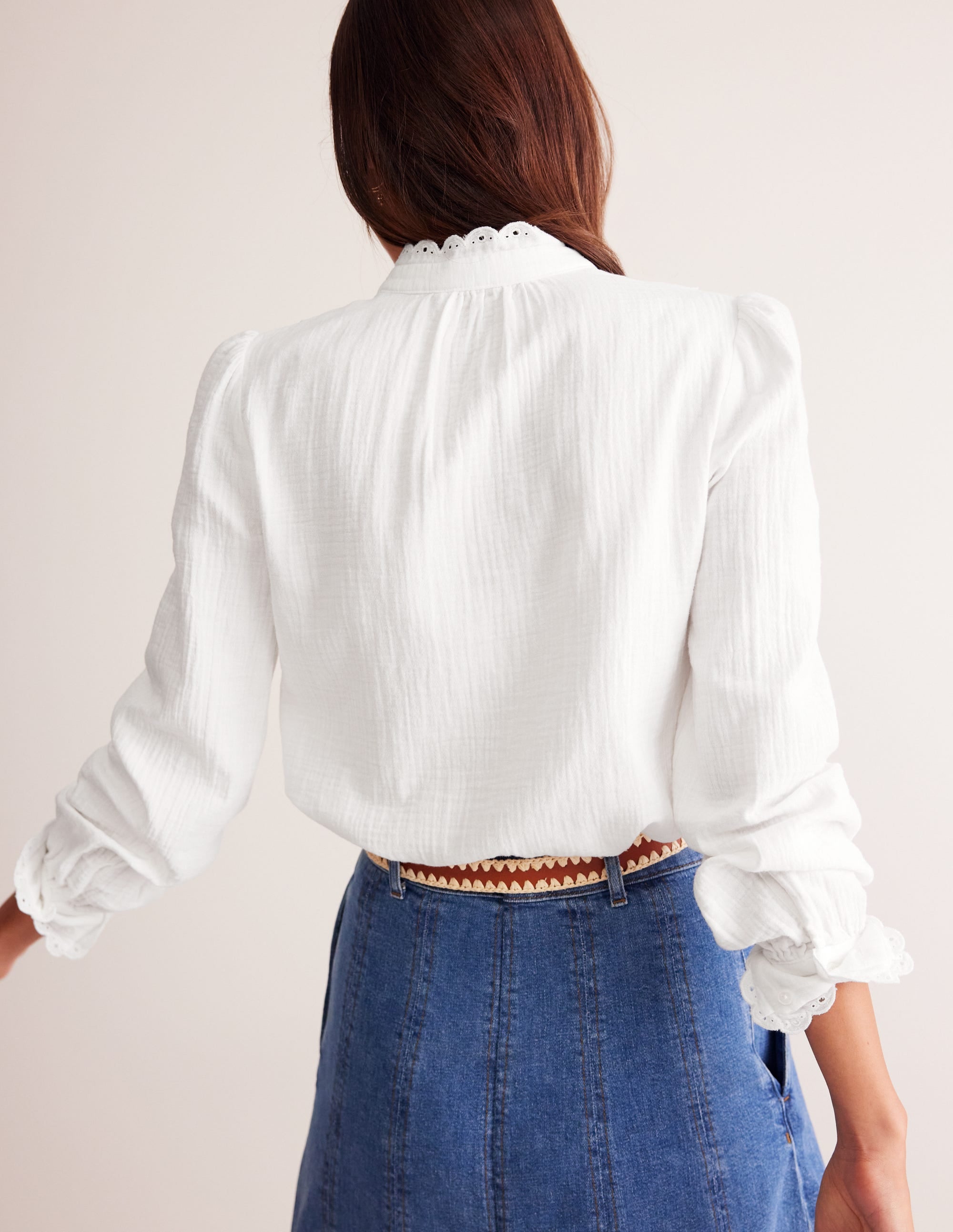 Double Cloth Scallop Blouse-White - Image 3