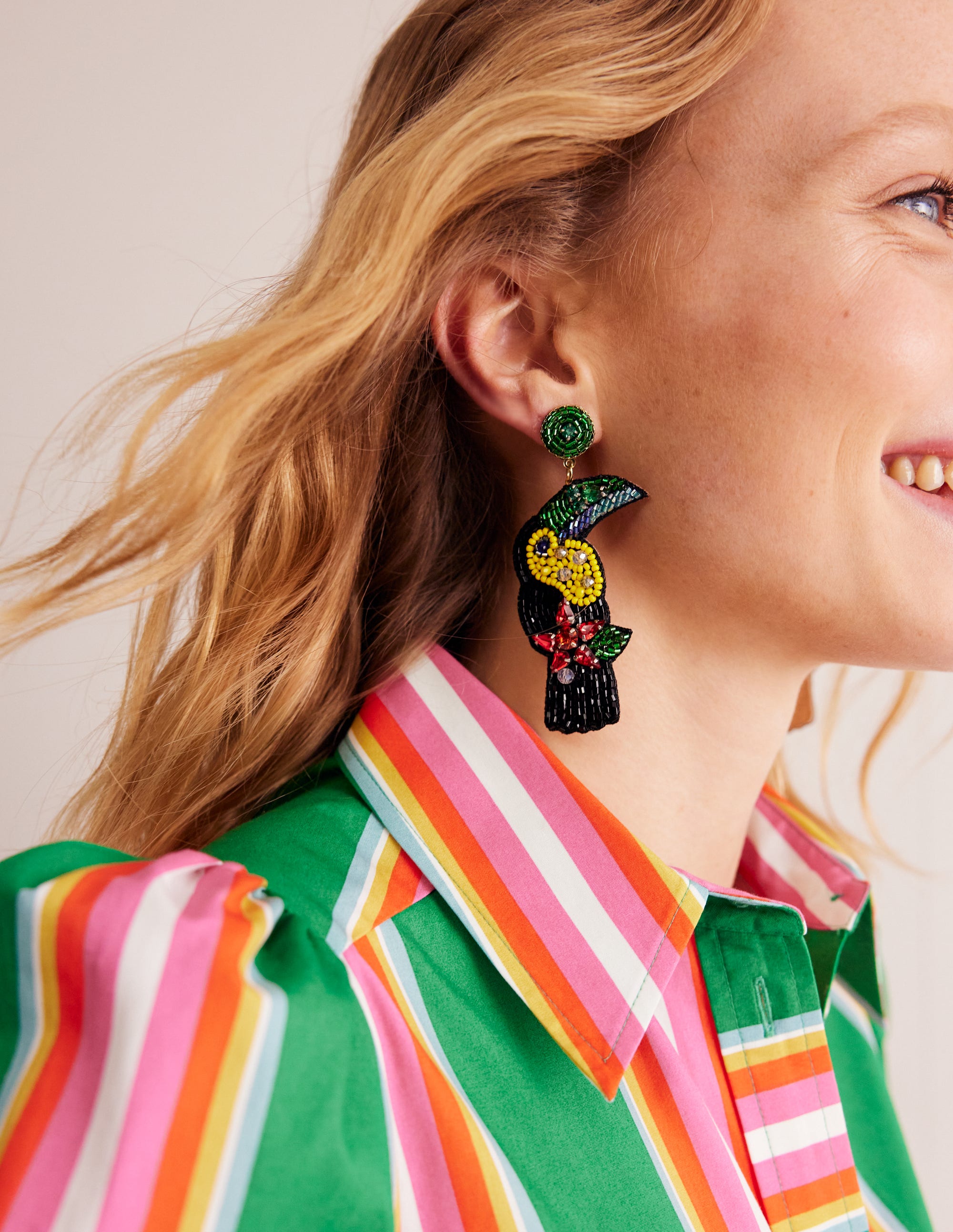 Beady Motif Earrings-Toucan - Image 1