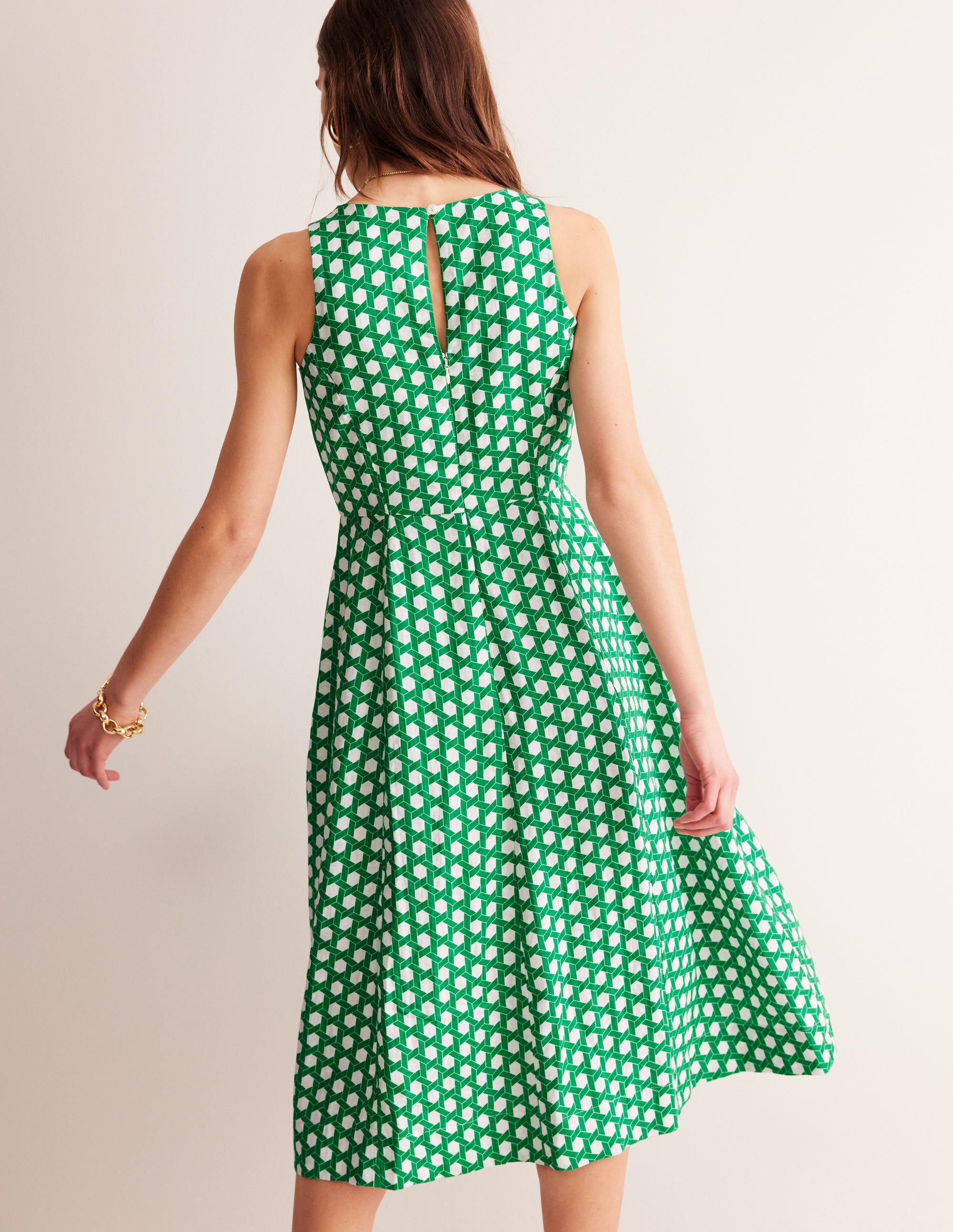Carla Linen Midi Dress-Green Tambourine, Geo - Image 3