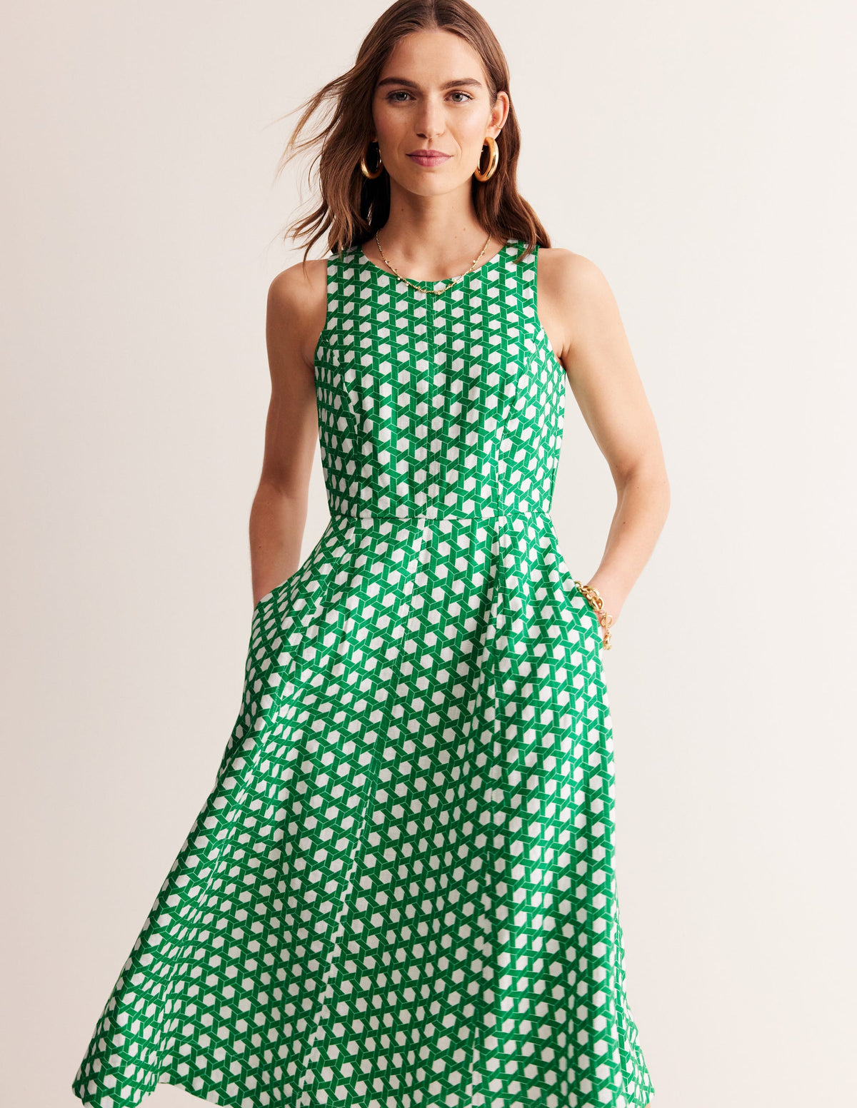 Carla Linen Midi Dress-Green Tambourine, Geo - Image 4