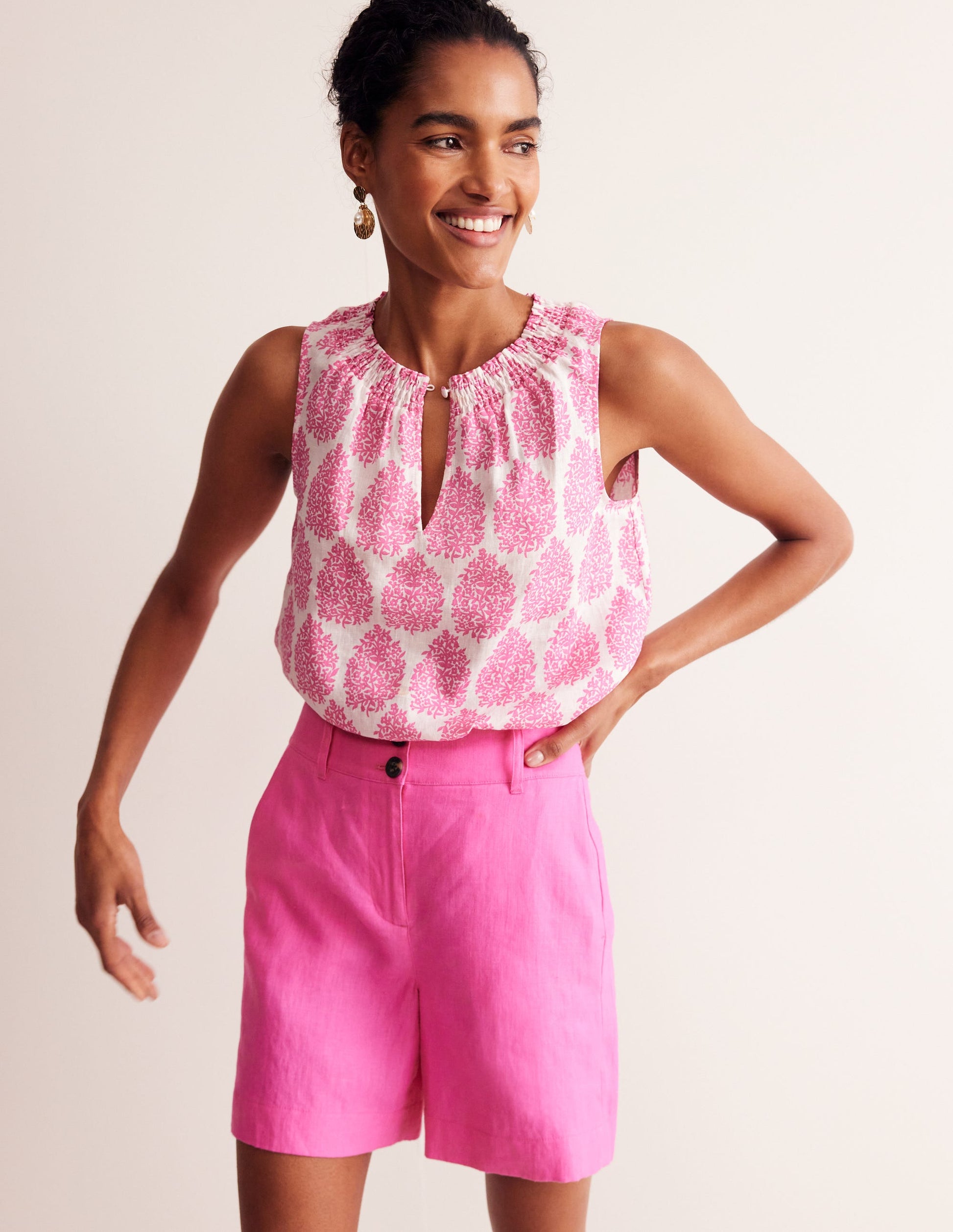Georgia Linen Sleeveless Top-Sangria Sunset, Floret Paisley-4