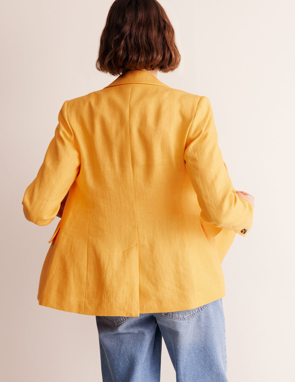 Marylebone Linen Blazer-Artisan Gold - Image 3