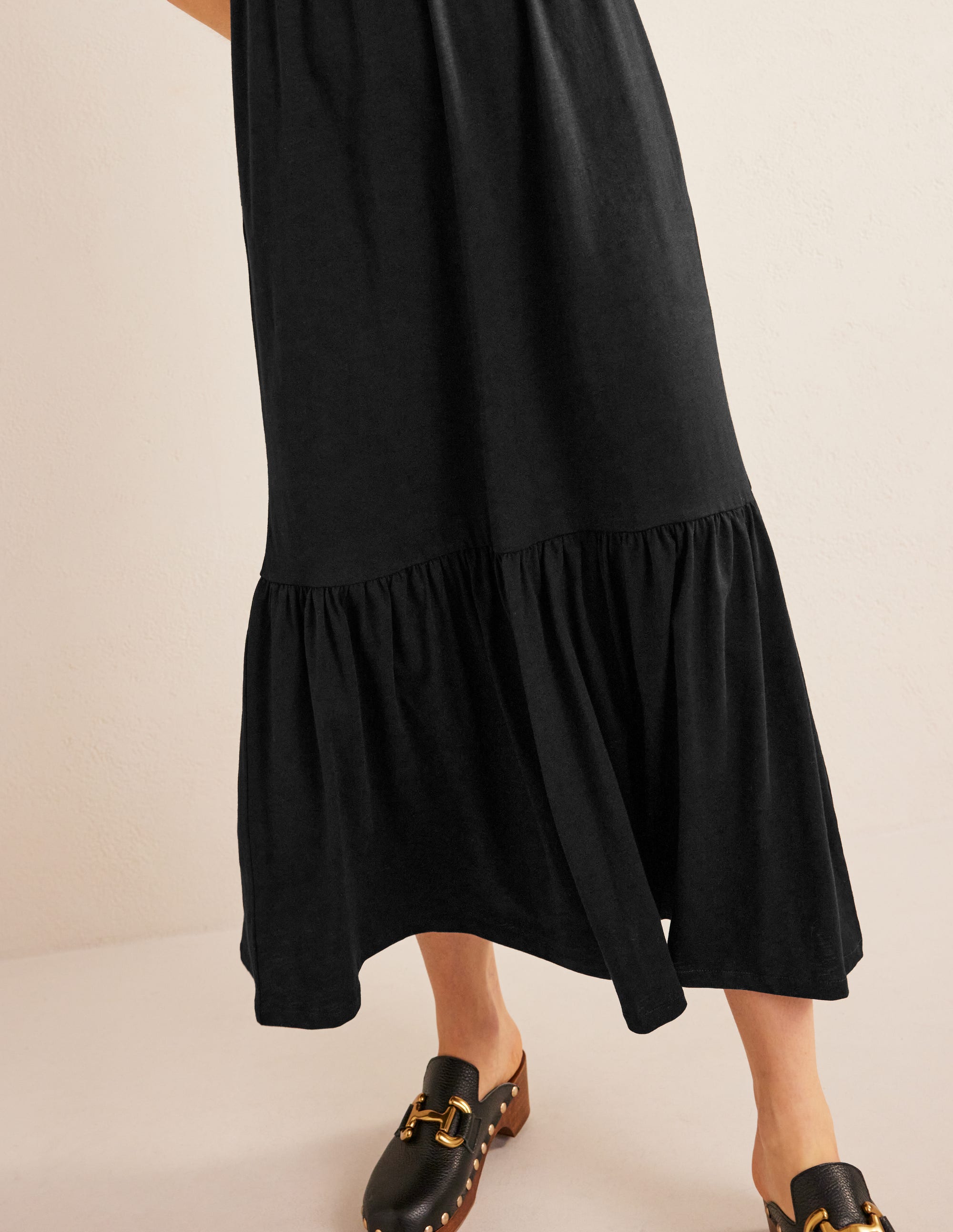 Emma Tiered Jersey Midi Dress-Black - Image 2