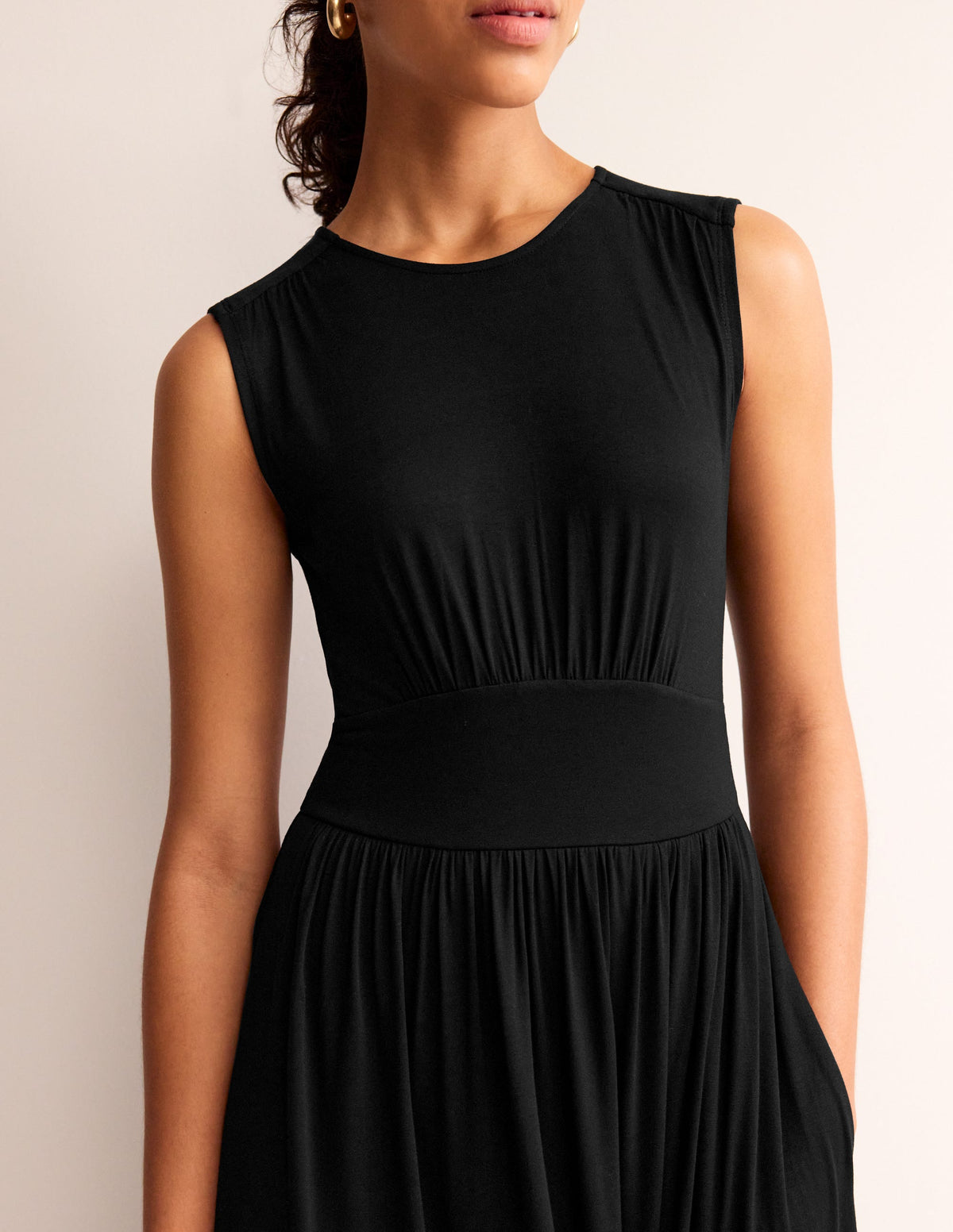 Thea Sleeveless Midi Dress-Black - Image 3