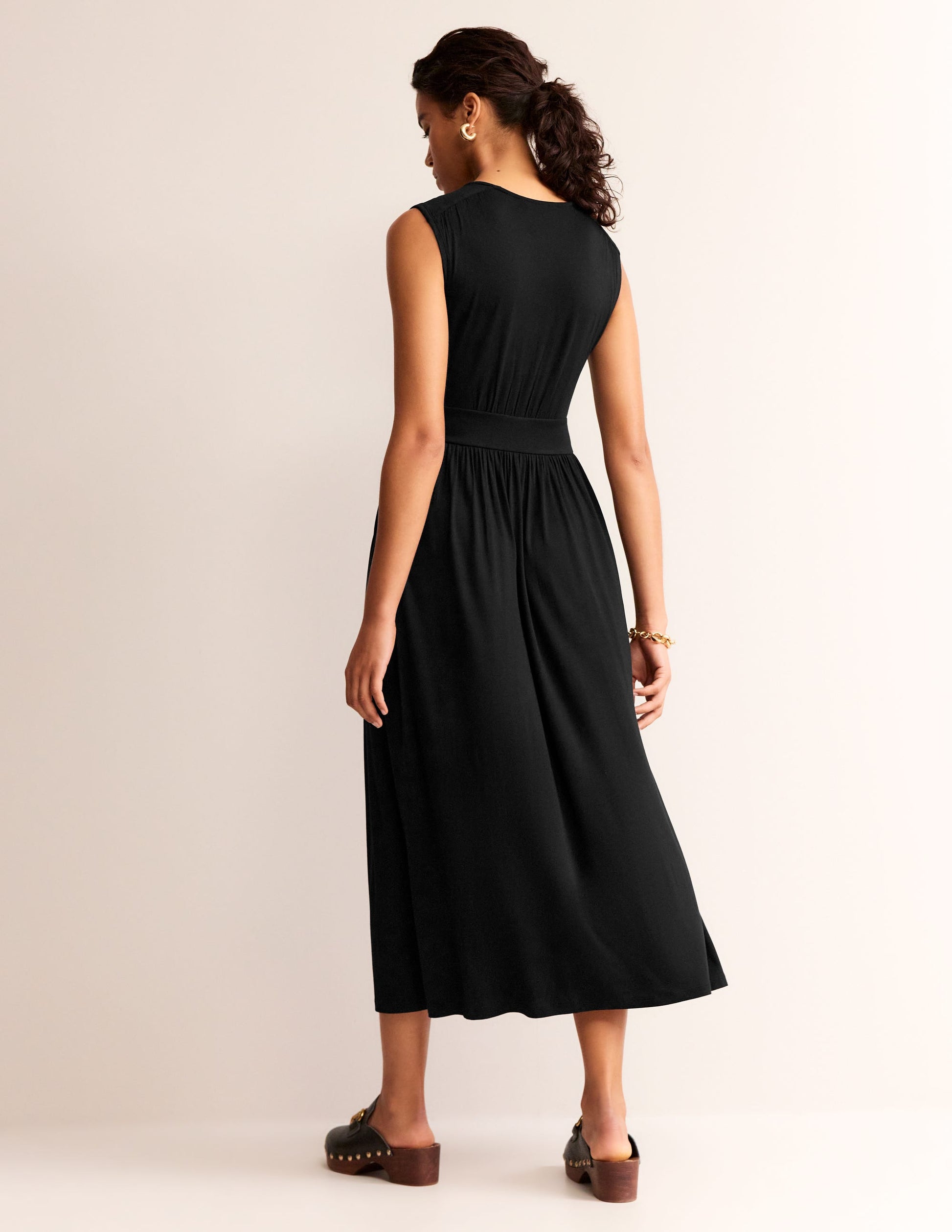 Thea Sleeveless Midi Dress-Black-4