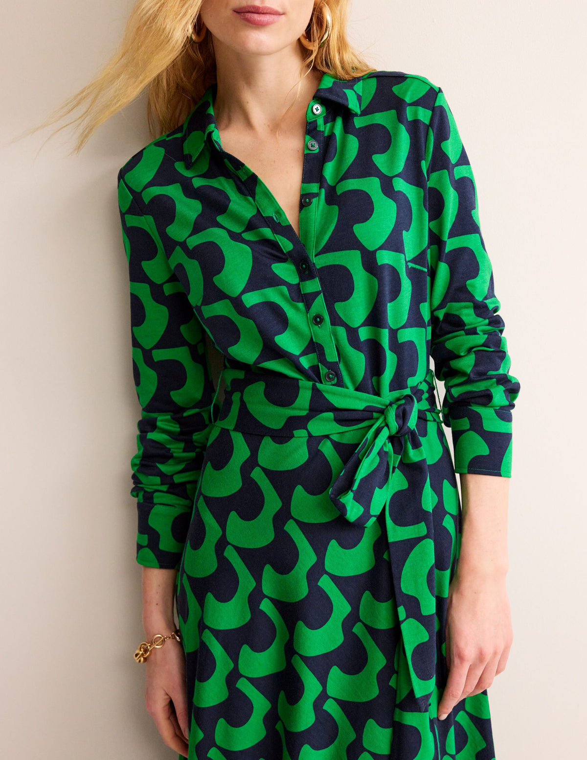 Laura Jersey Midi Shirt Dress-Green Tambourine, Arc Geo - Image 2