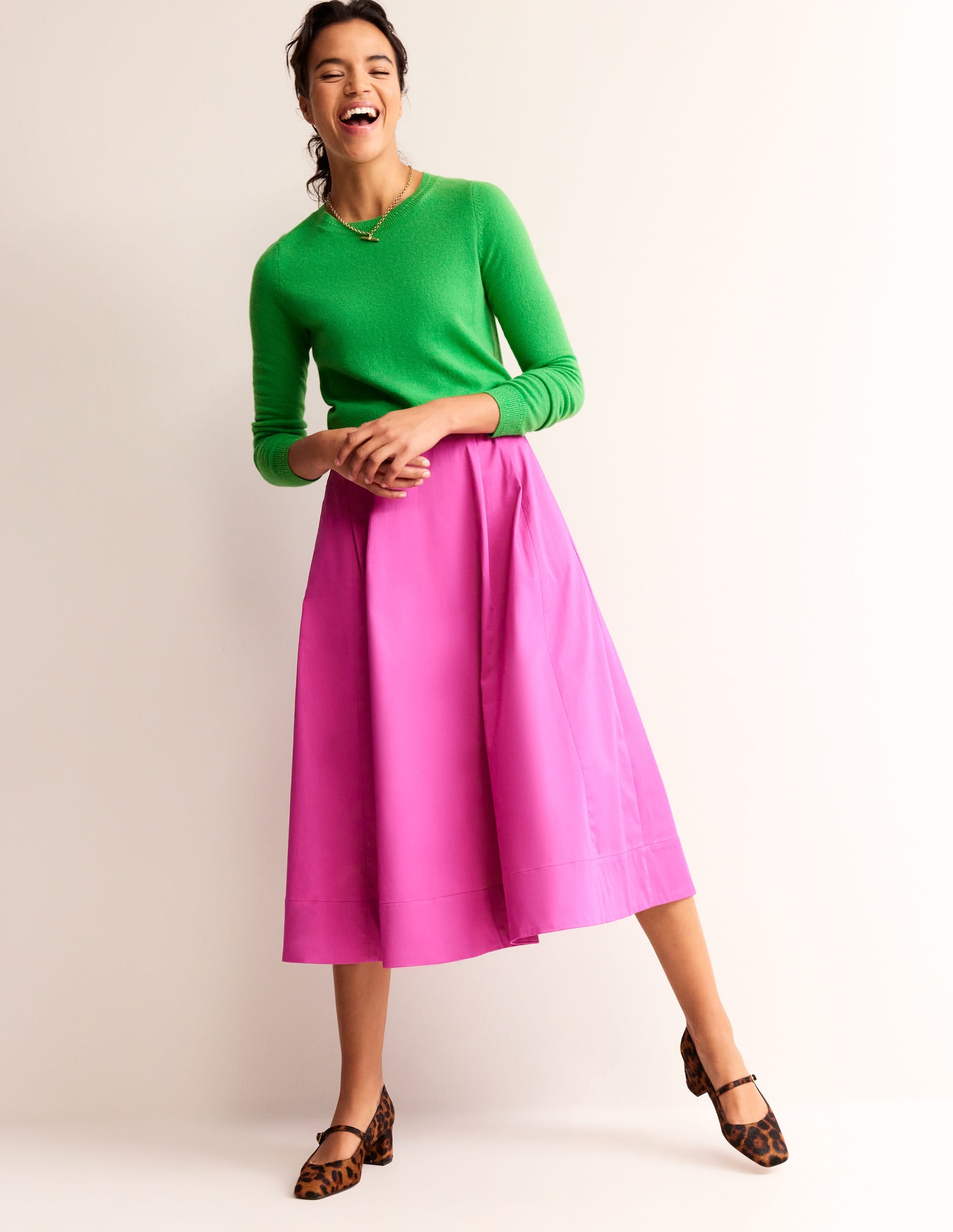 Eva Cashmere Crew Neck Sweater-Bright Green - Image 4