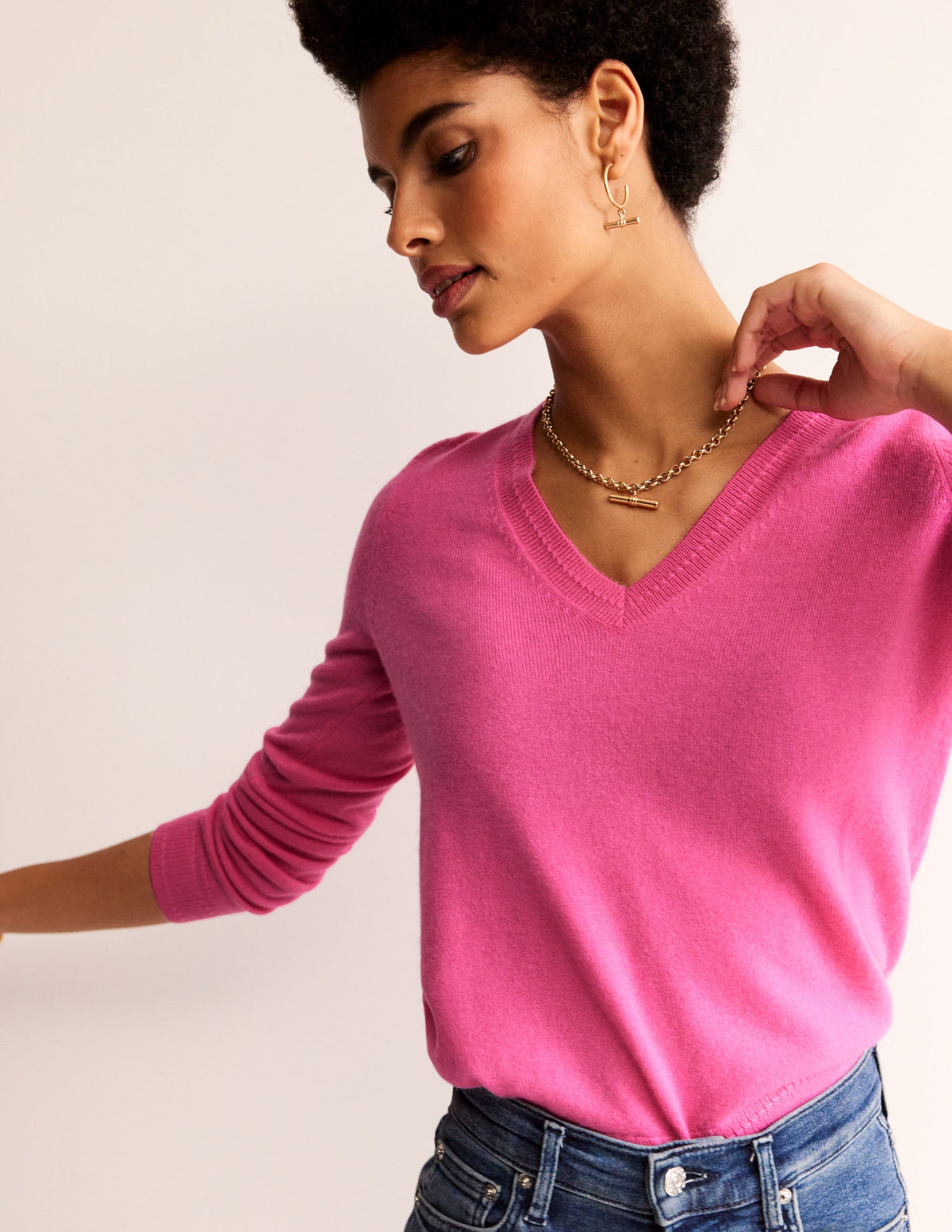 Eva Cashmere V-Neck Sweater-Sangria Sunset - Image 2