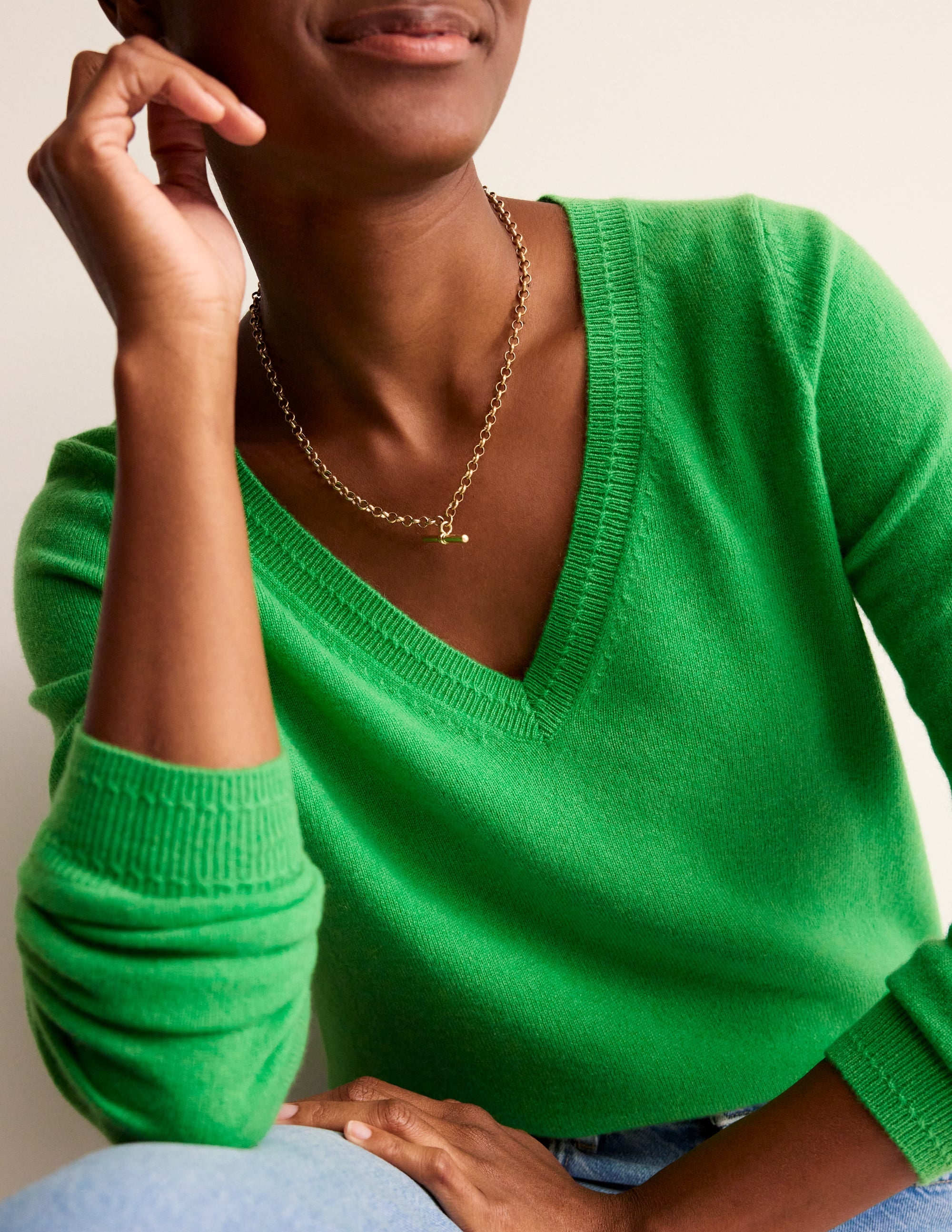 Eva Cashmere V-Neck Sweater-Bright Green - Image 2