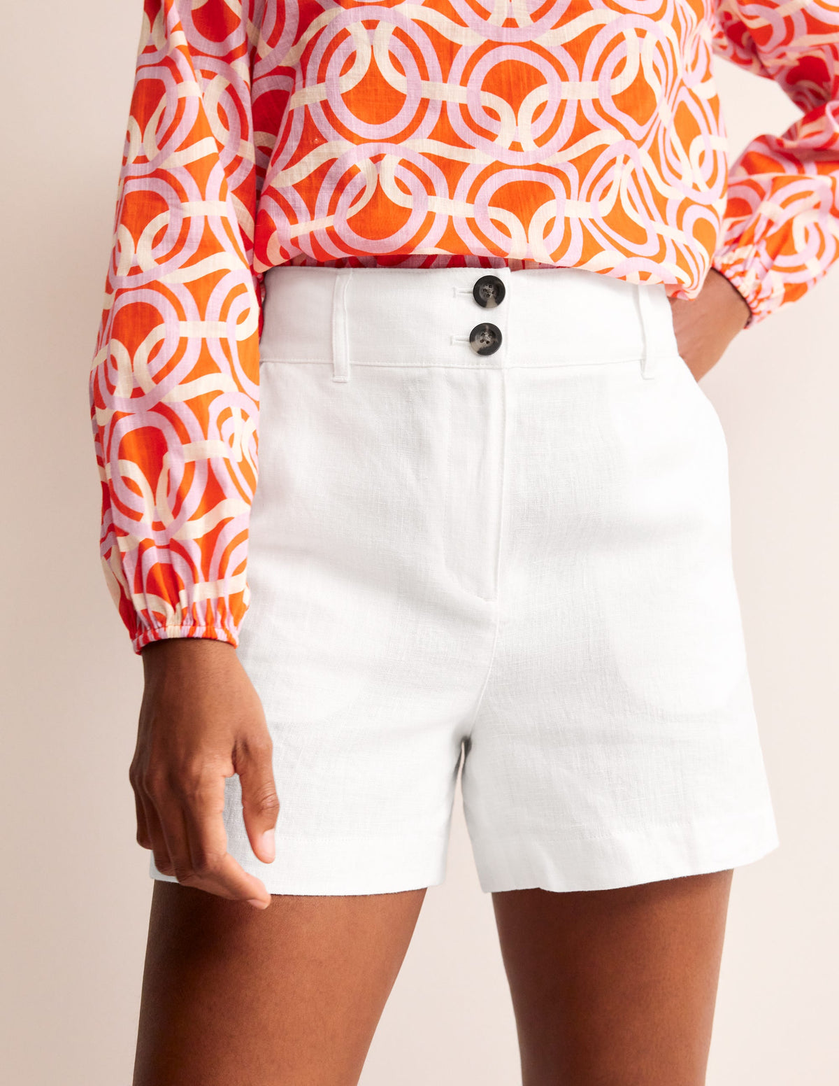 Westbourne Linen Shorts-White - Image 4