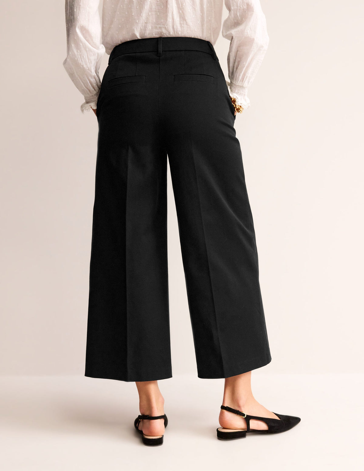 Clean Wide Crop-Black - Image 3