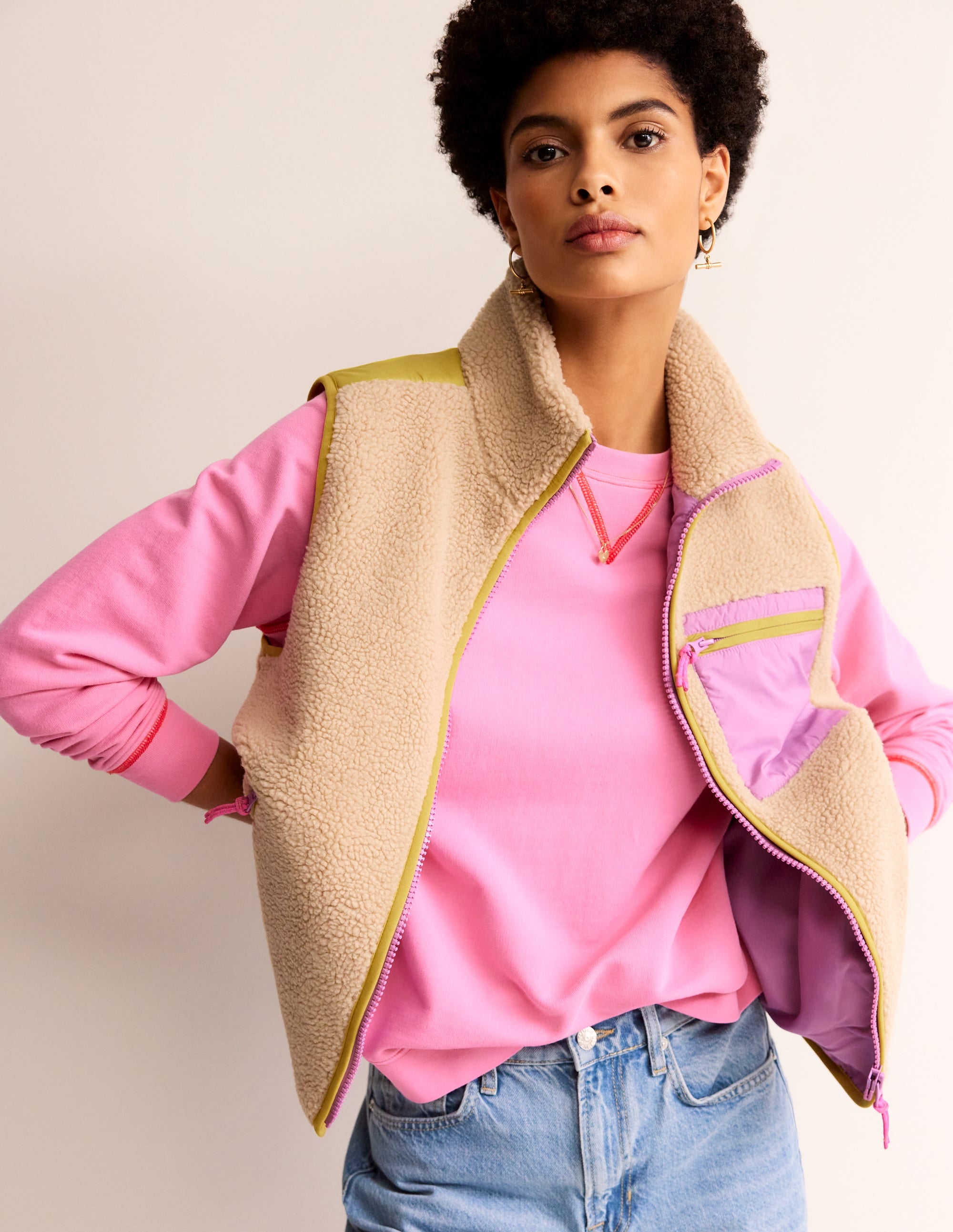 Borg Vest-Mulberry, Antique Moss - Image 2