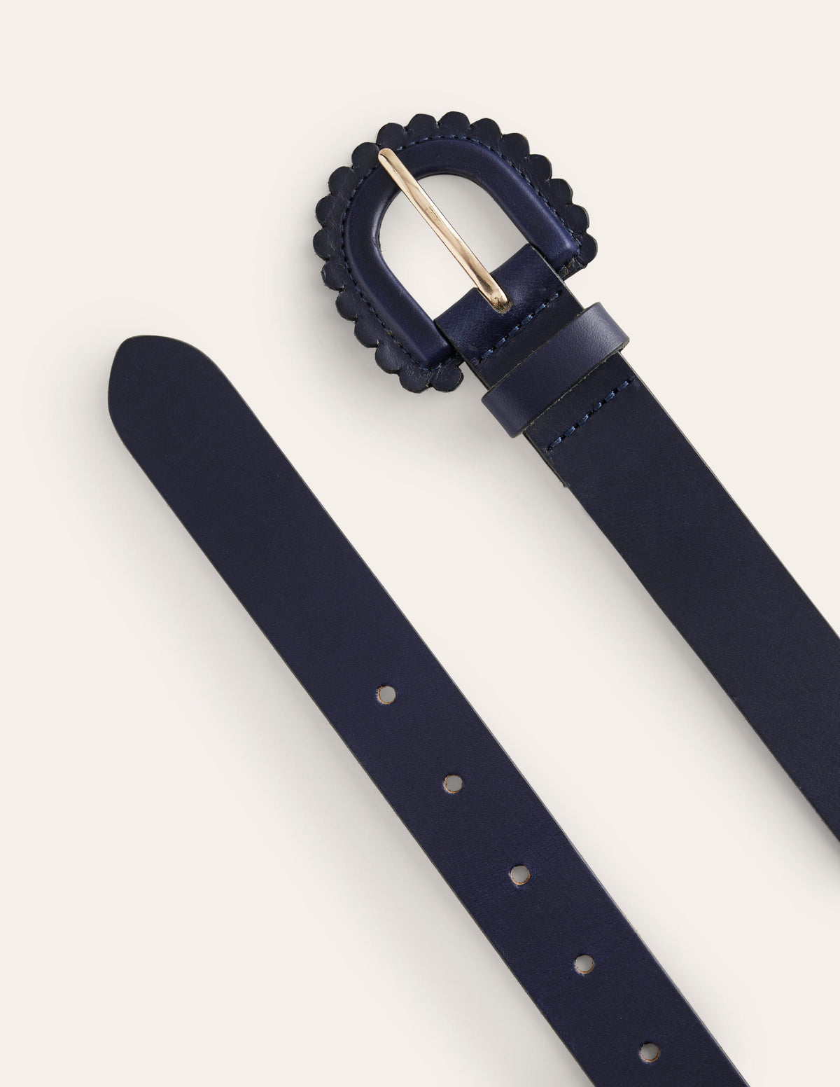 Scallop Buckle Belt-Navy - Image 3