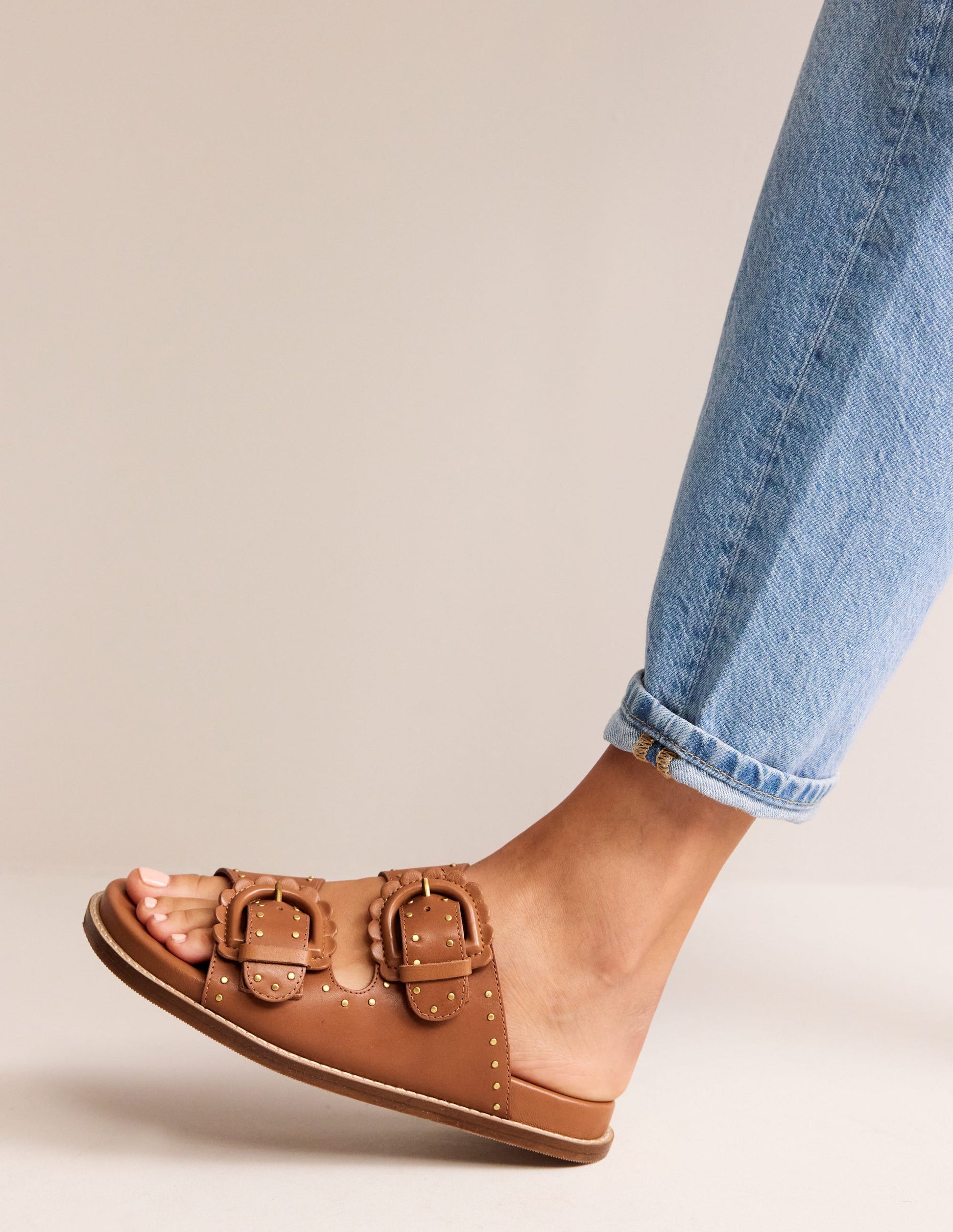 Double Buckle Sliders-Tan Stud-1