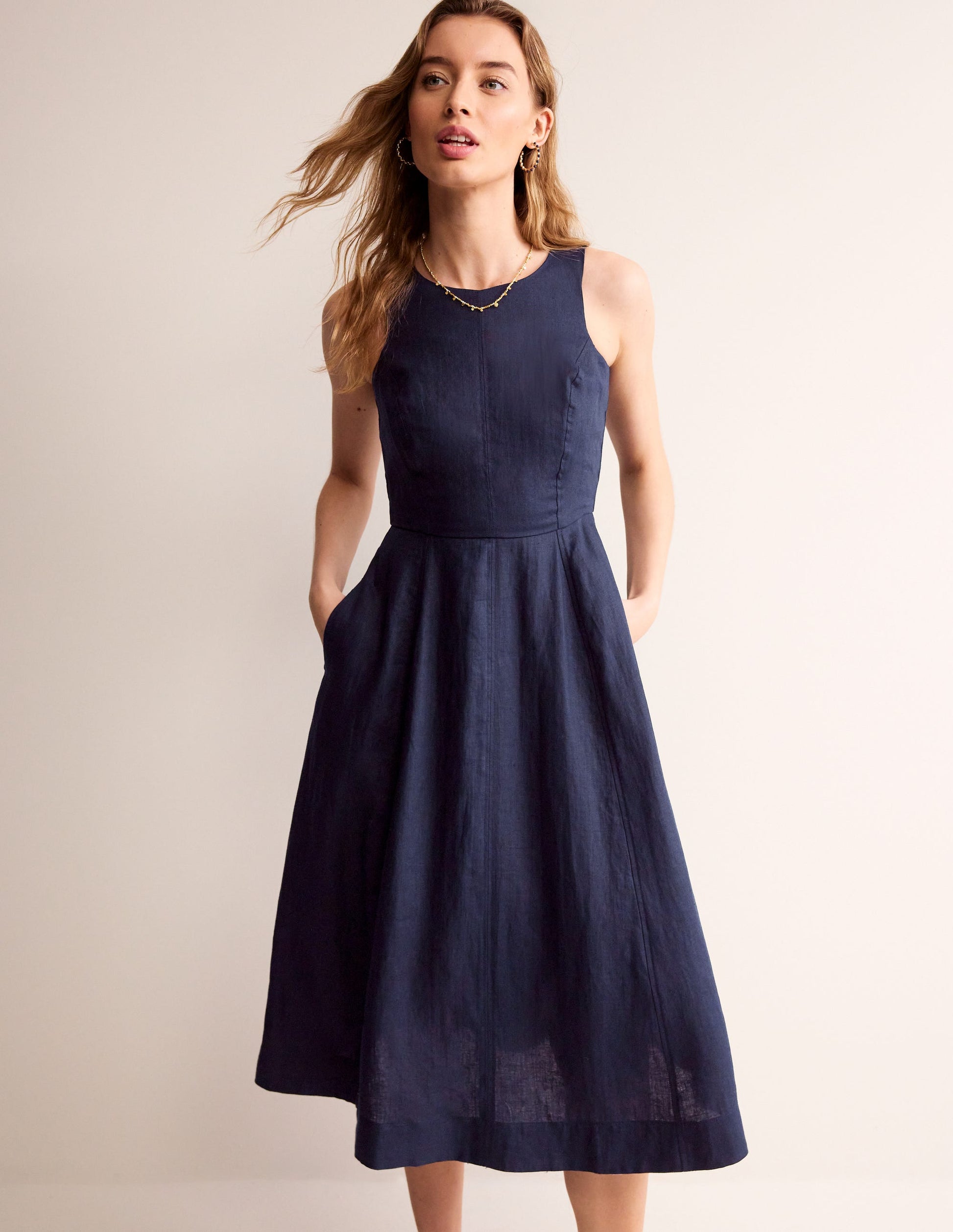 Carla Linen Midi Dress-Navy-4