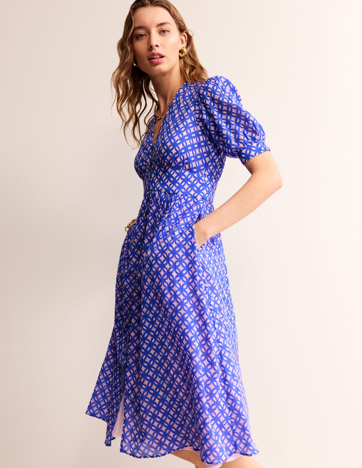 Elsa Crinkle Midi Tea Dress-Sweet Lilac, Trellis Geo - Image 4
