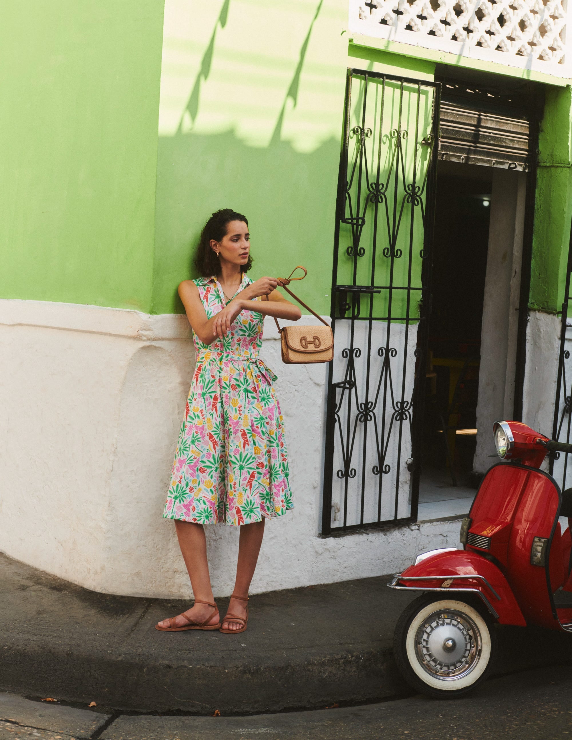 Amy Sleeveless Shirt Dress-Multi, Tropical Paradise - Image 5