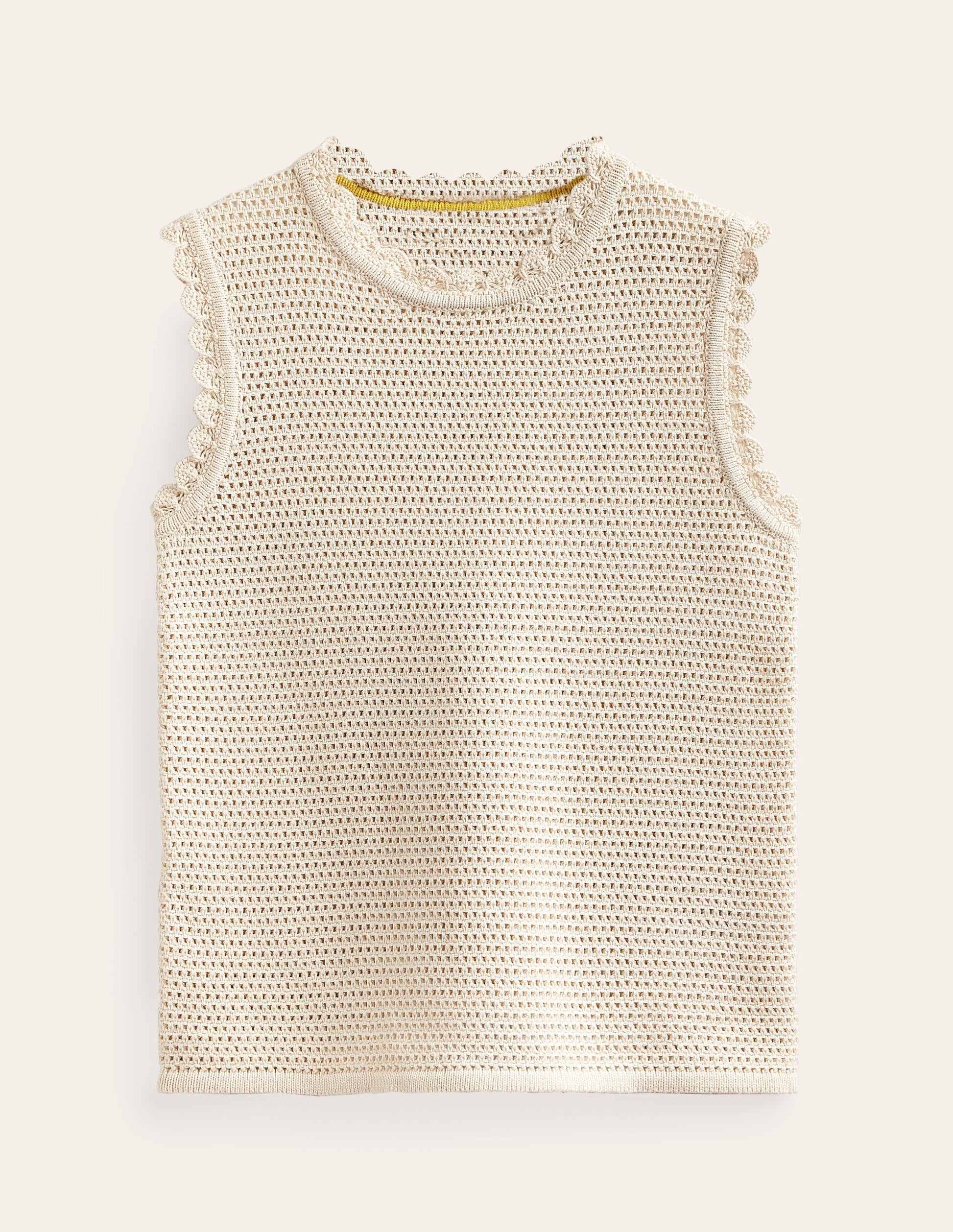 Textured Scallop Vest-Warm Ivory-5