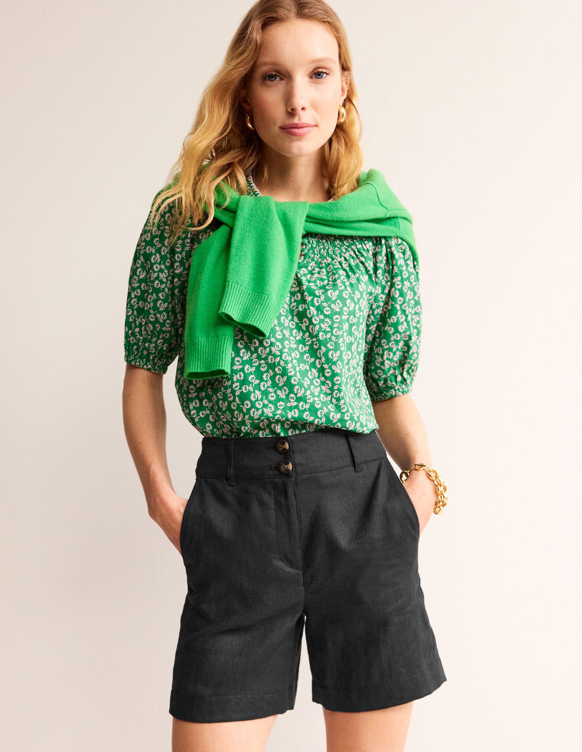 Westbourne Linen Shorts-Black - Image 1