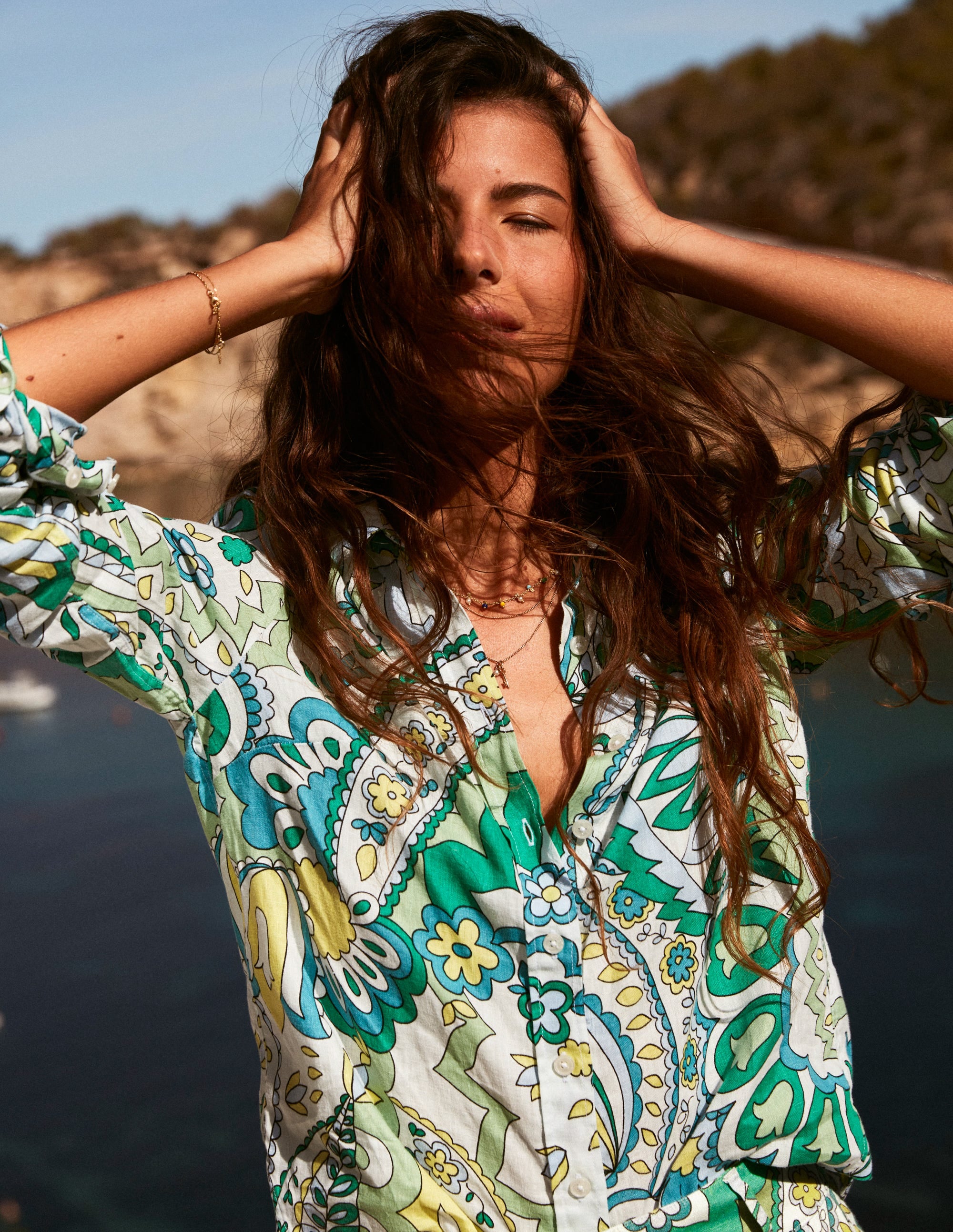 Sienna Linen Shirt-Emerald, Foliage Paisley - Image 6