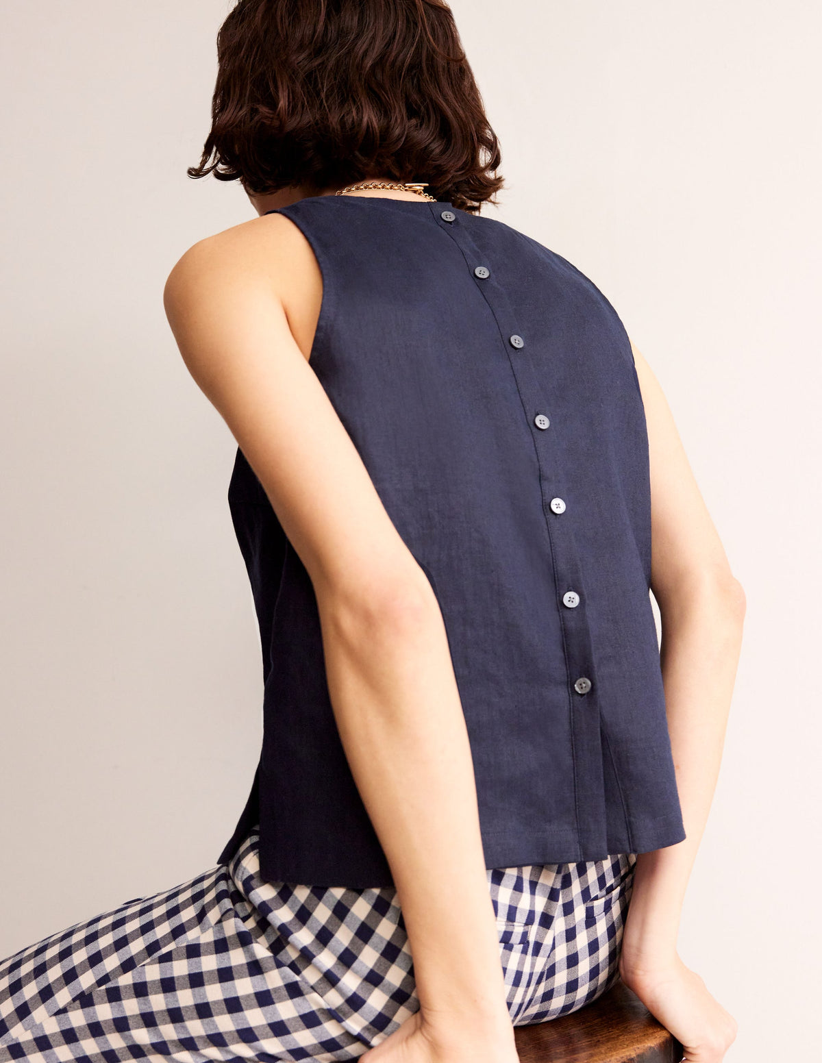 Linen Sleeveless Shell Top-Navy - Image 3