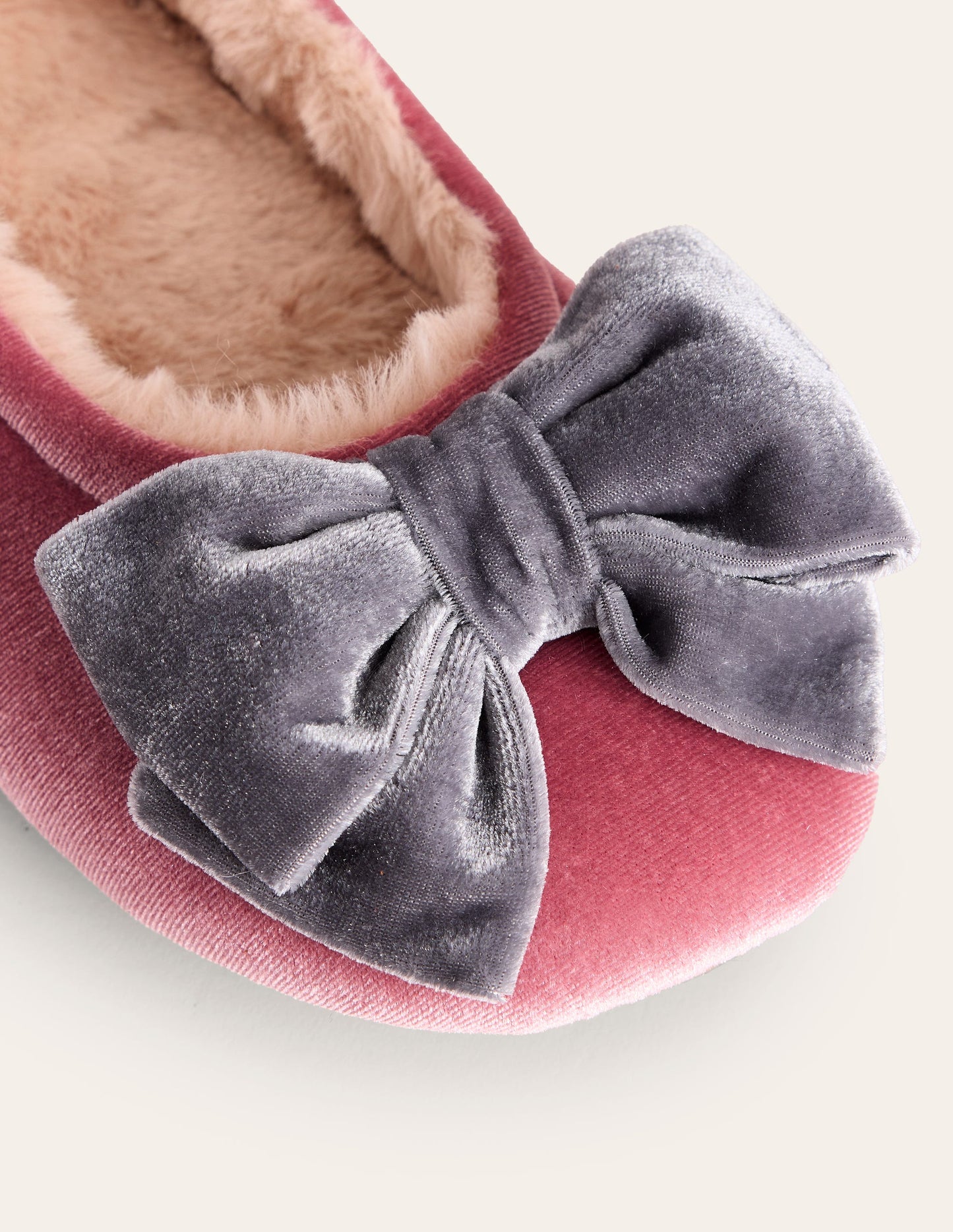 Bow Slippers-Pink