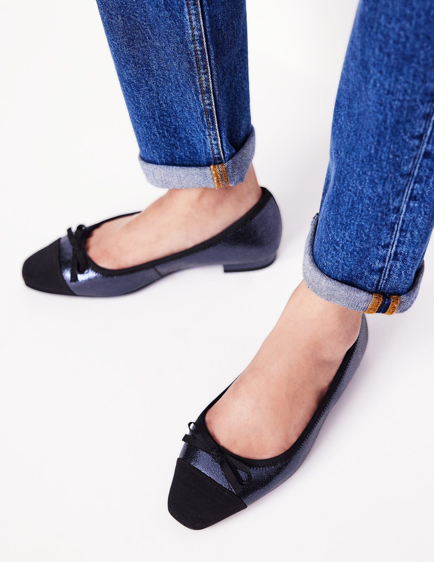 Toe Cap Ballet Flat-Navy Crackle Leather