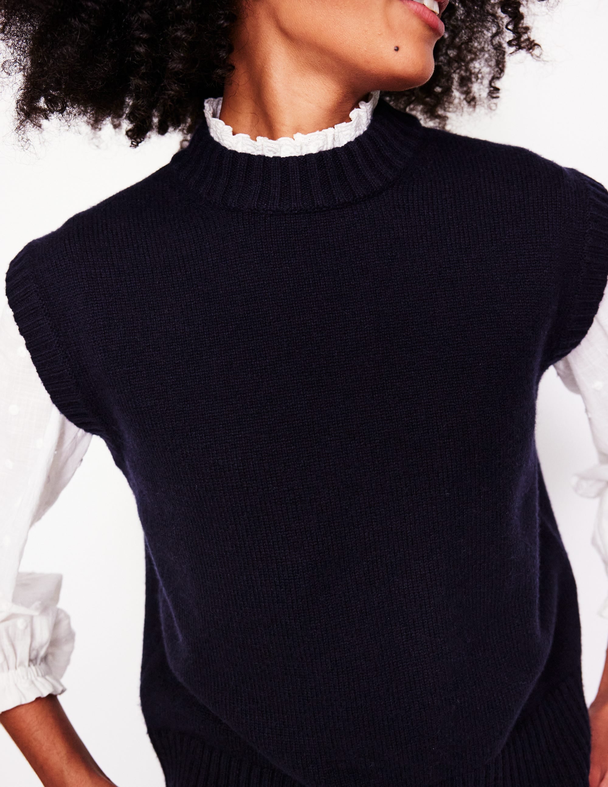 Chunky Cashmere Crew Neck Vest-Navy - Image 2