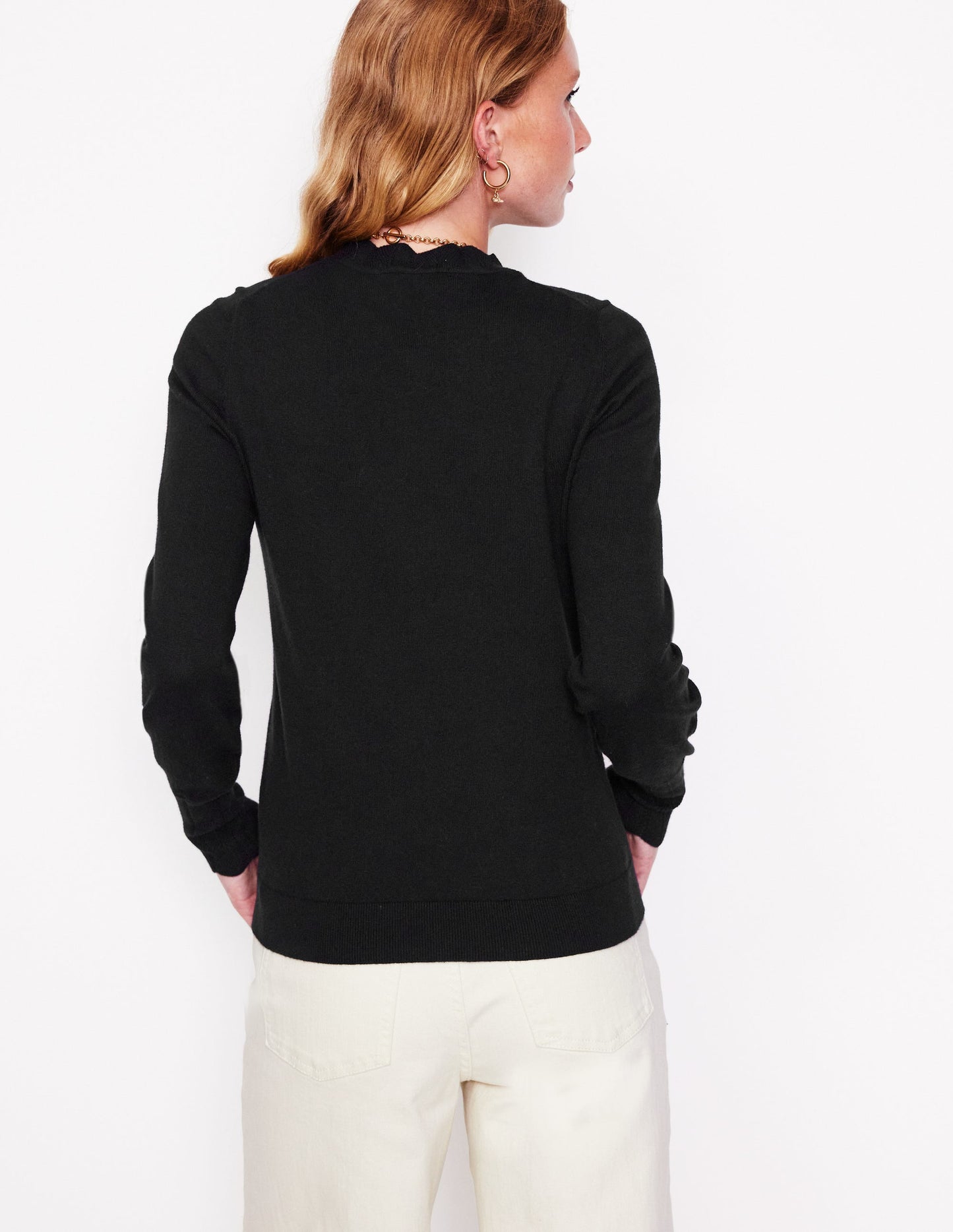 Imi Scalloped Sweater-Black