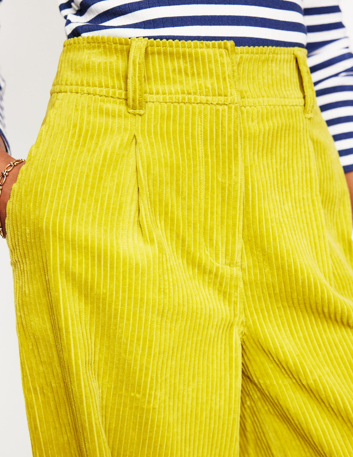 Chiswick Cord Pants-Kiwi - Image 2