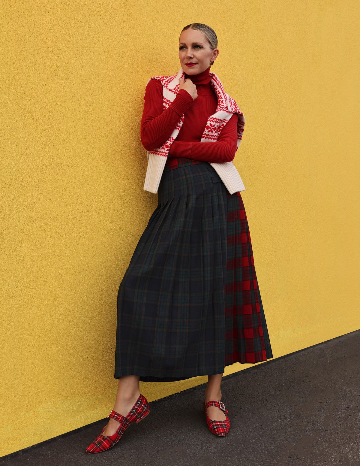 Josephine Midi Kilt-Navy and Green Check-7