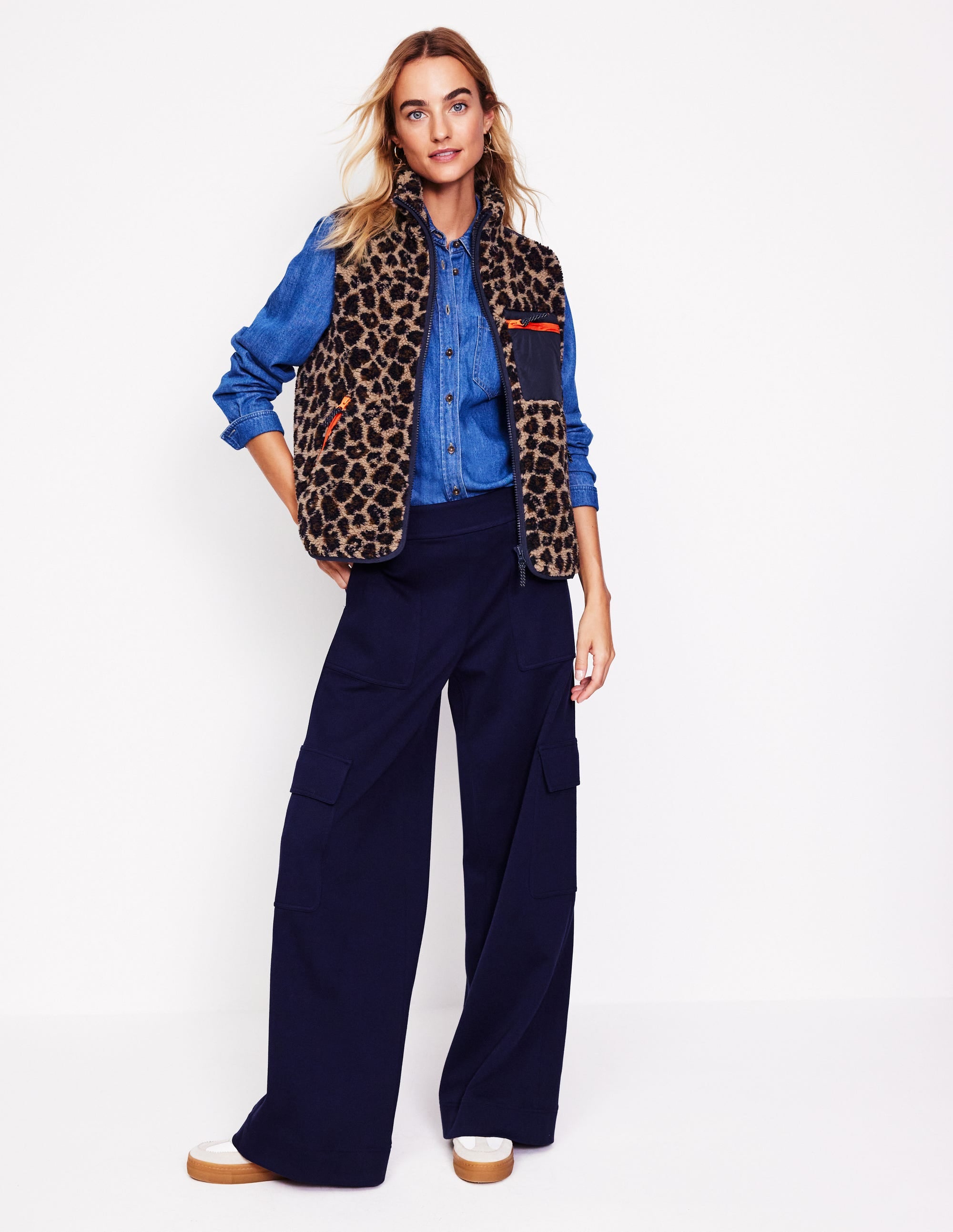Truro Borg Vest-Leopard - Image 4