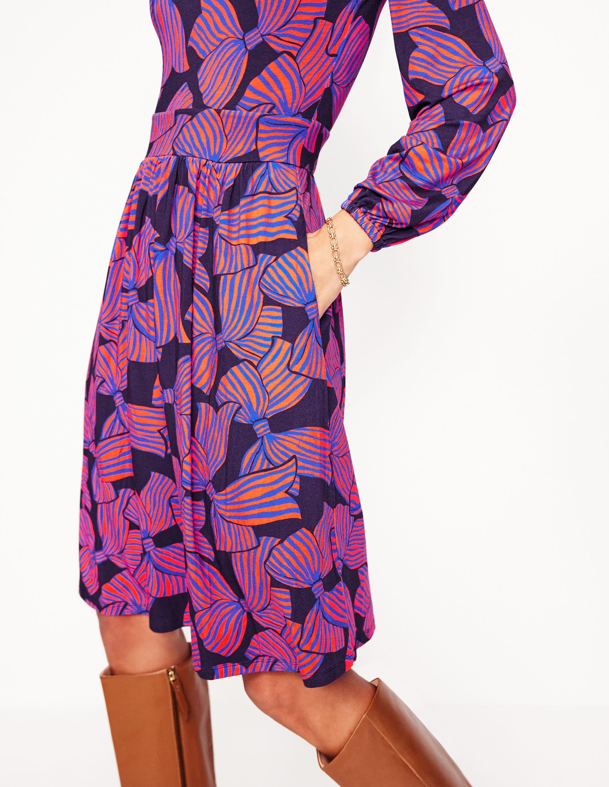 Alexandra Blouson Jersey Dress-French Navy, Bow Scatter - Image 2