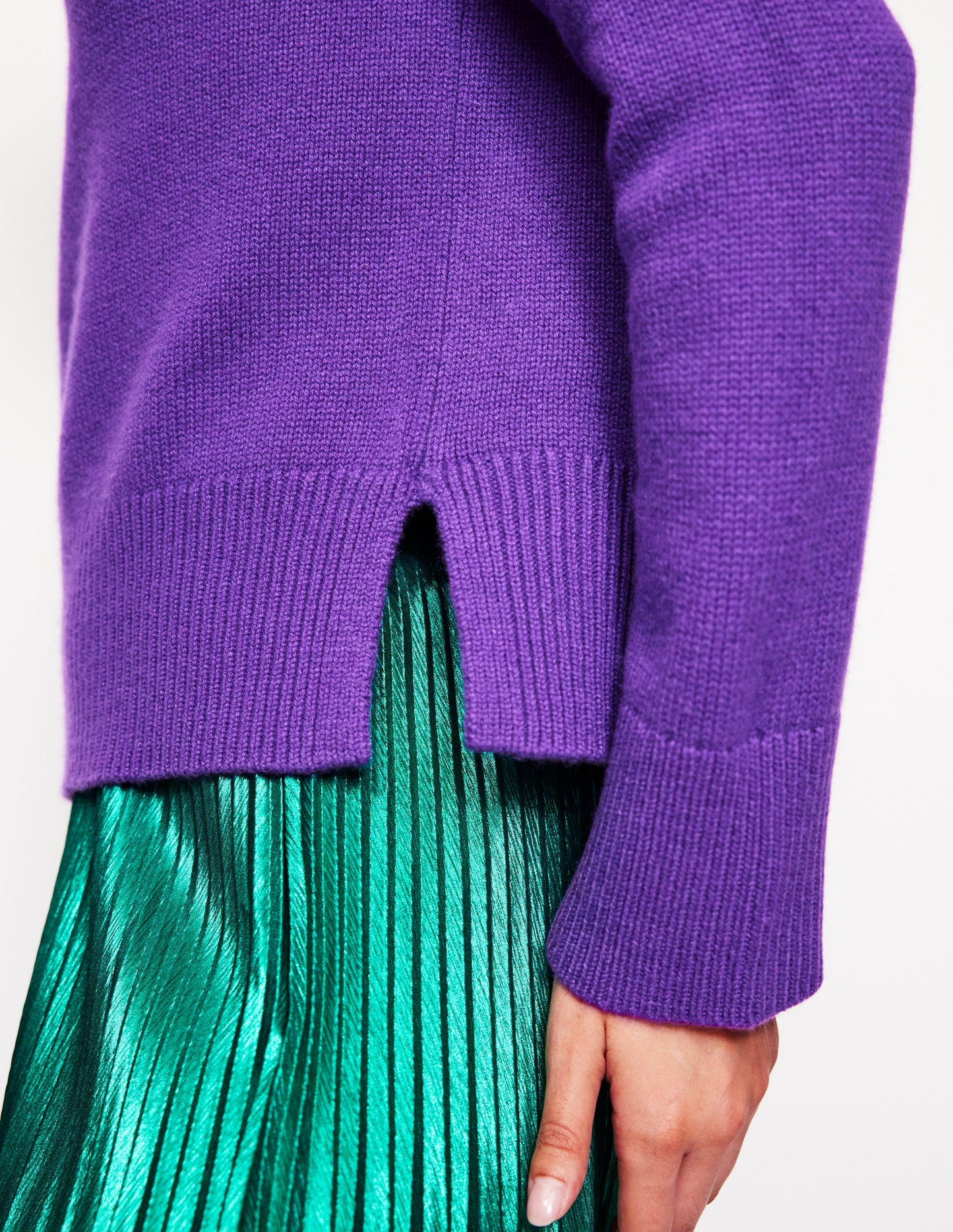 Wide Sleeve Cashmere Sweater-Ameythyst Purple