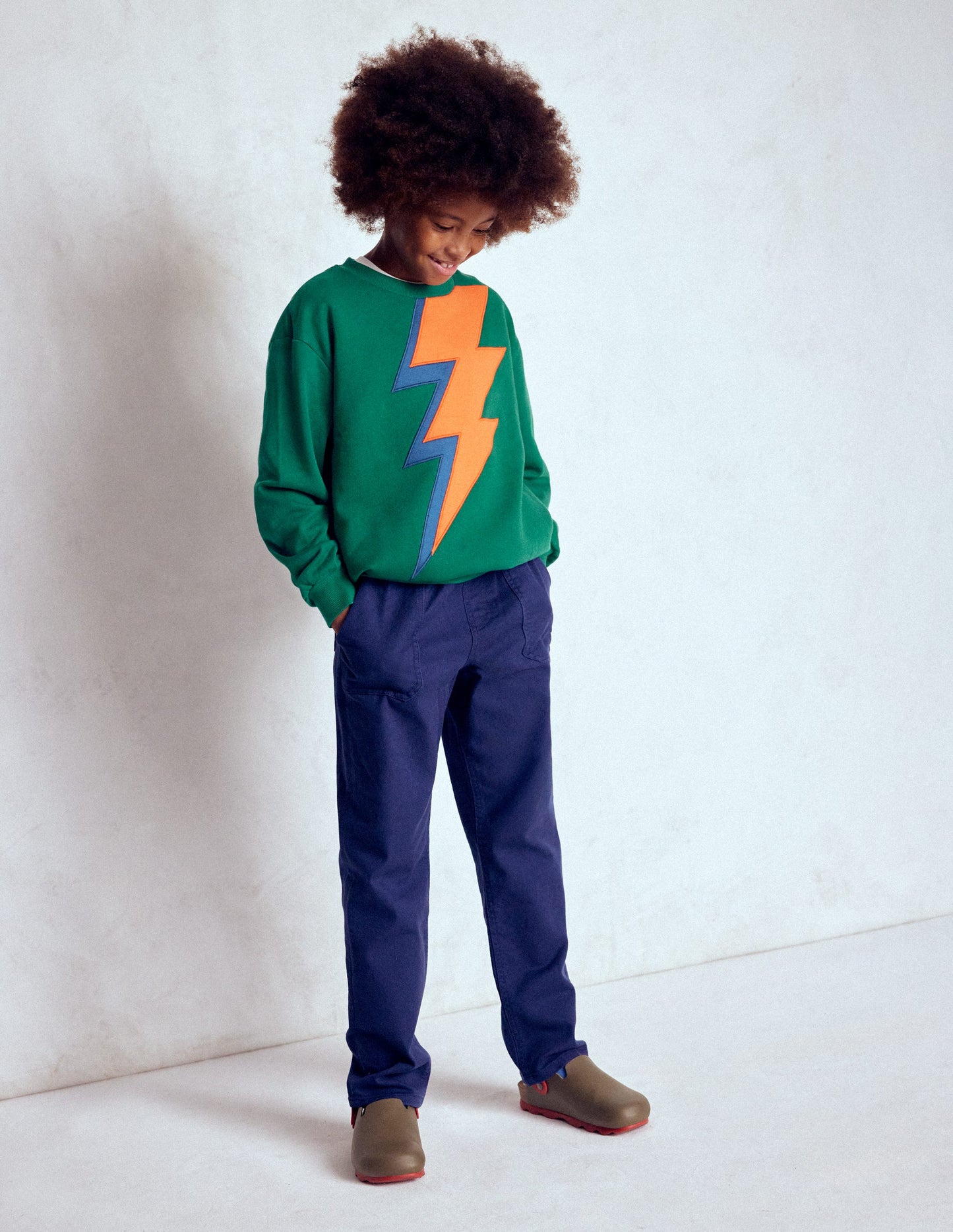 Fun Sweatshirt-Artichoke Green Lightning