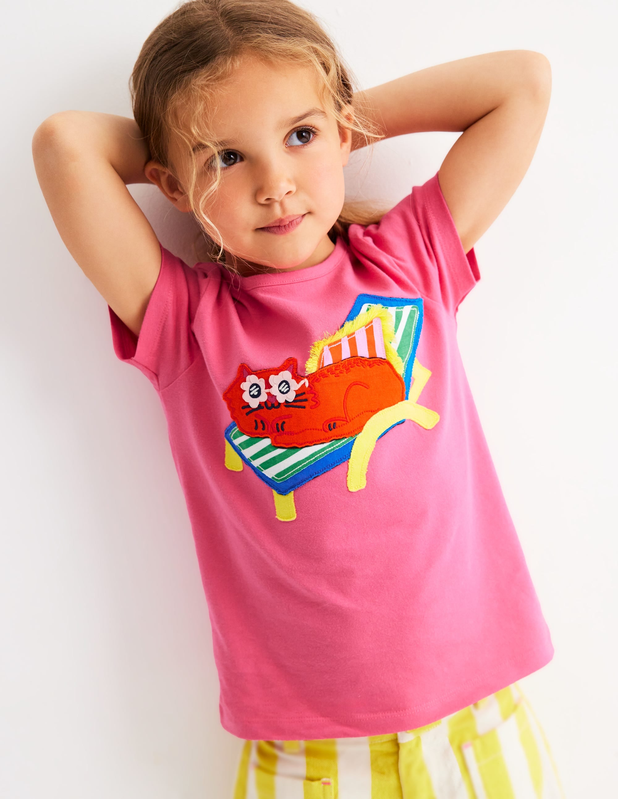 Short Sleeve Appliqué T-shirt-Rose Petal Pink Cat - Image 2
