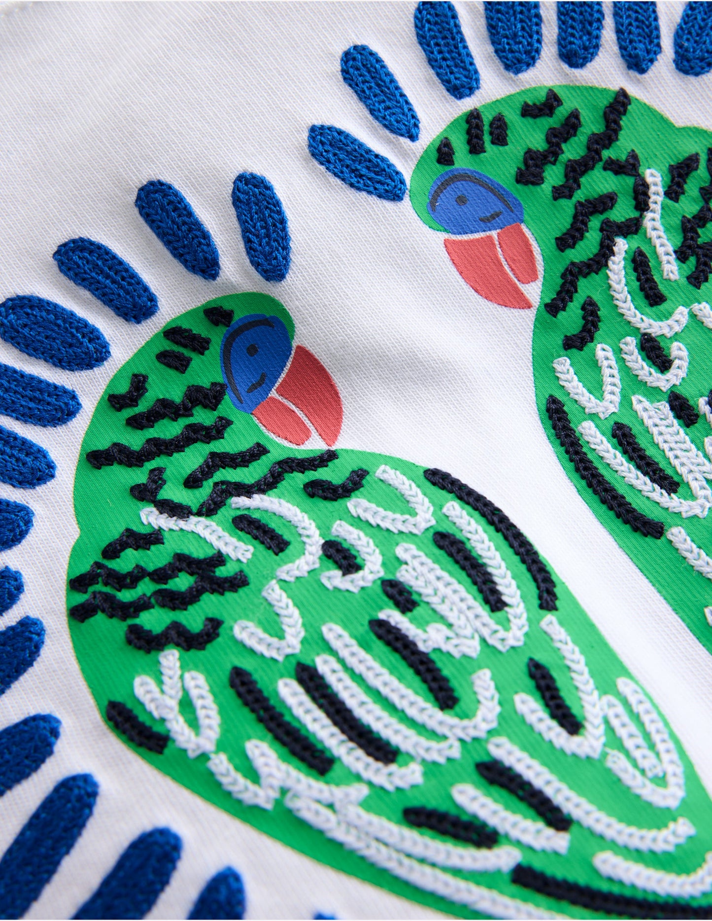 Bay Boucle T-Shirt-White Birds