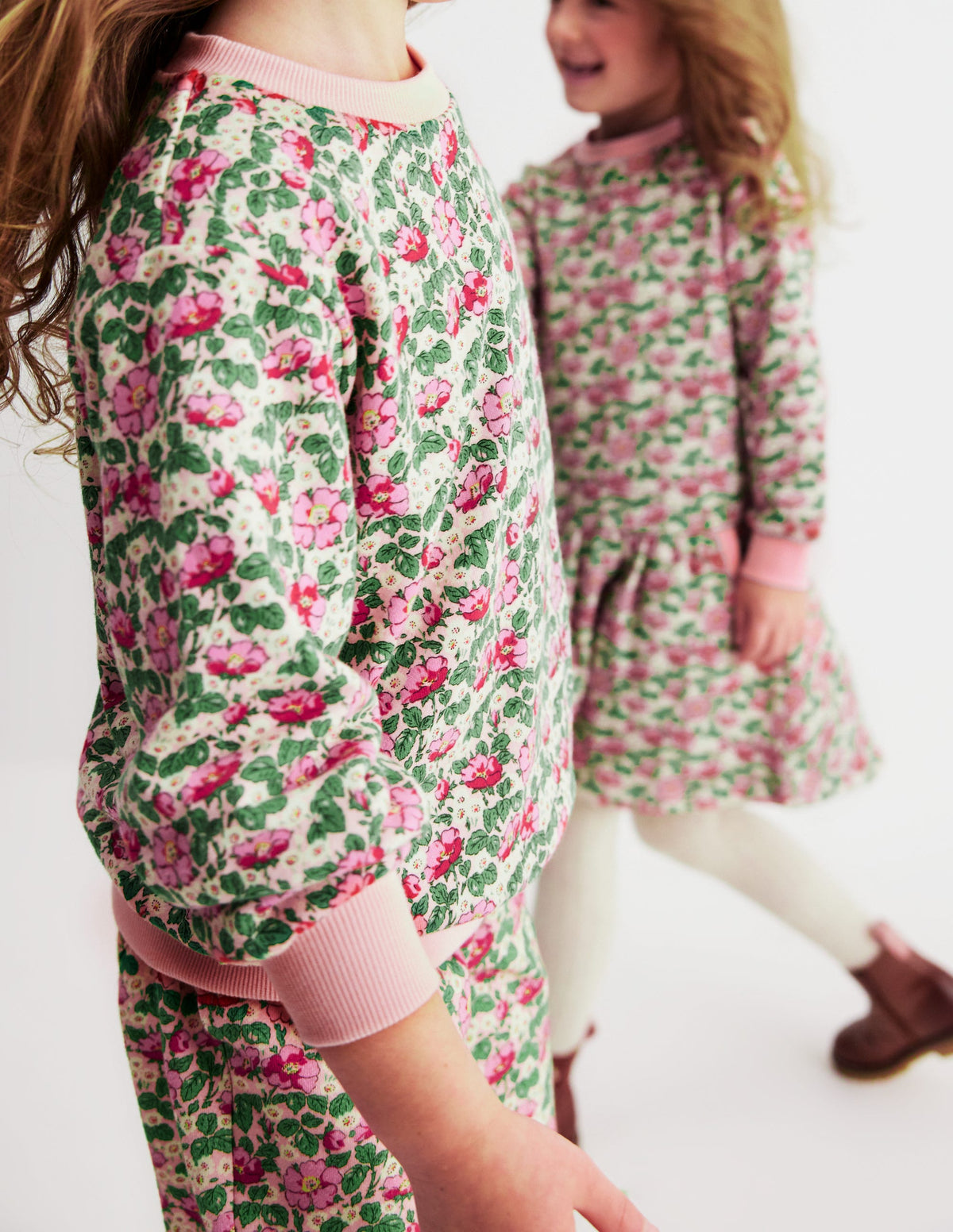 Printed Relaxed Sweatshirt-Chalk Pink Wild Rose - Image 5