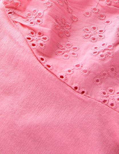 Broderie Mix Tee-Bubblegum Pink