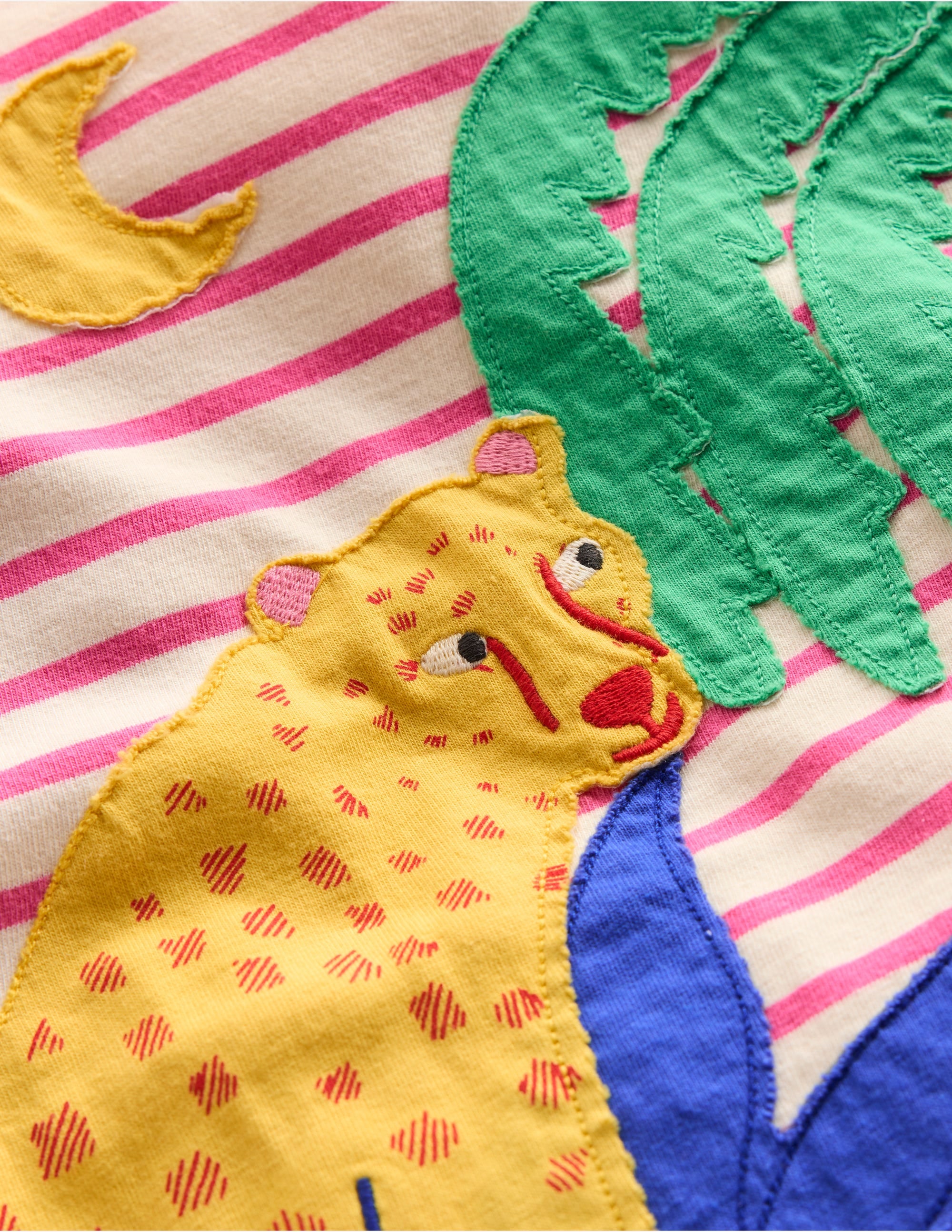 Short Sleeve Appliqué T-shirt-Rose Petal Pink Cheetah - Image 3