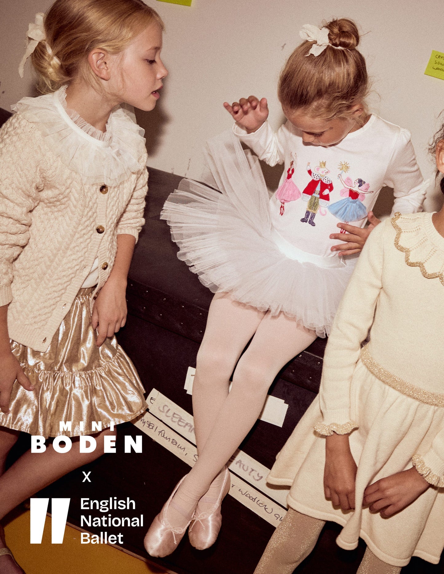 Puff Sleeve Appliqué  T-shirt-Soft Ivory Nutcracker