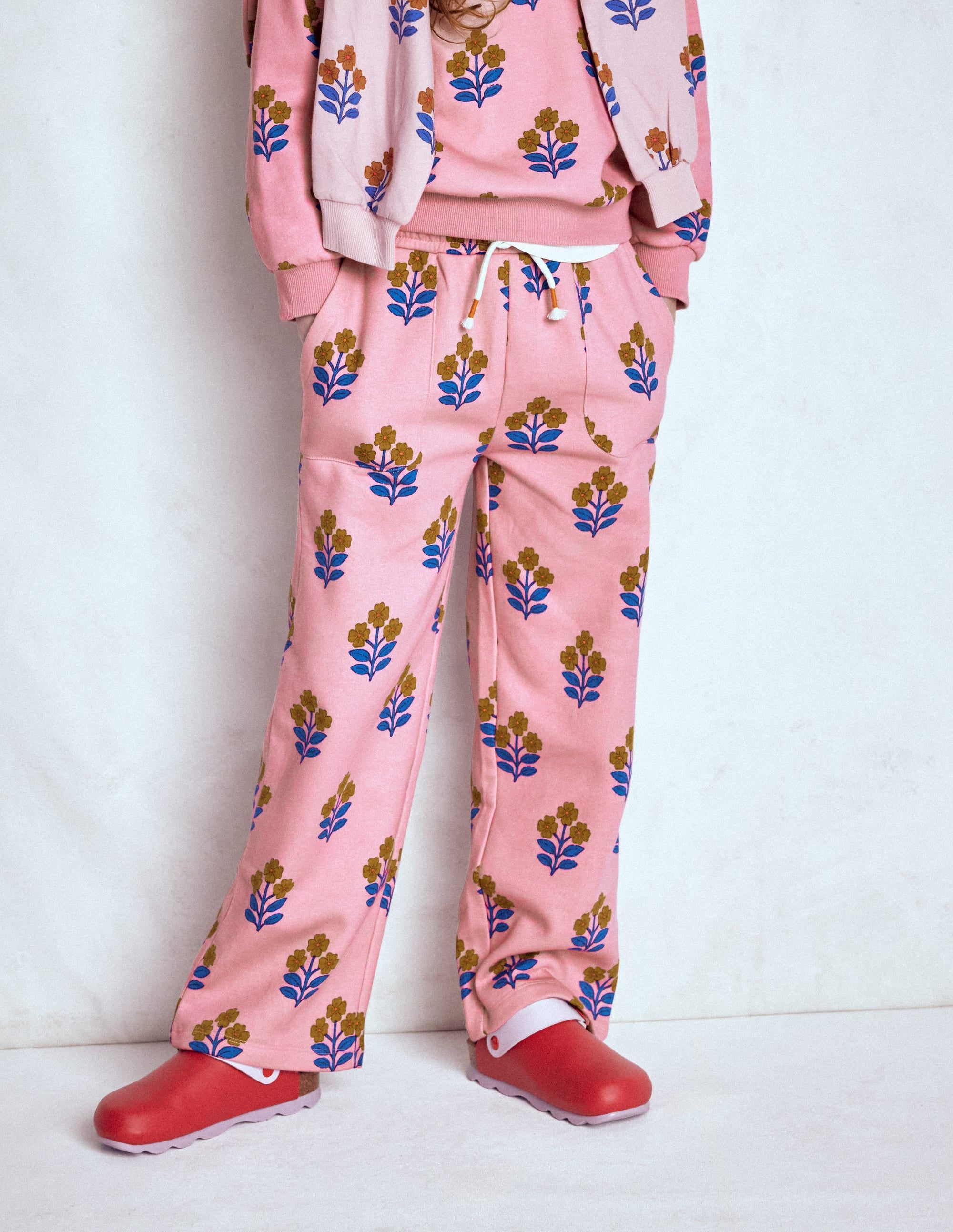 Wide Leg Printed Sweatpants-Formica Pink Woodblock Flower - Image 4